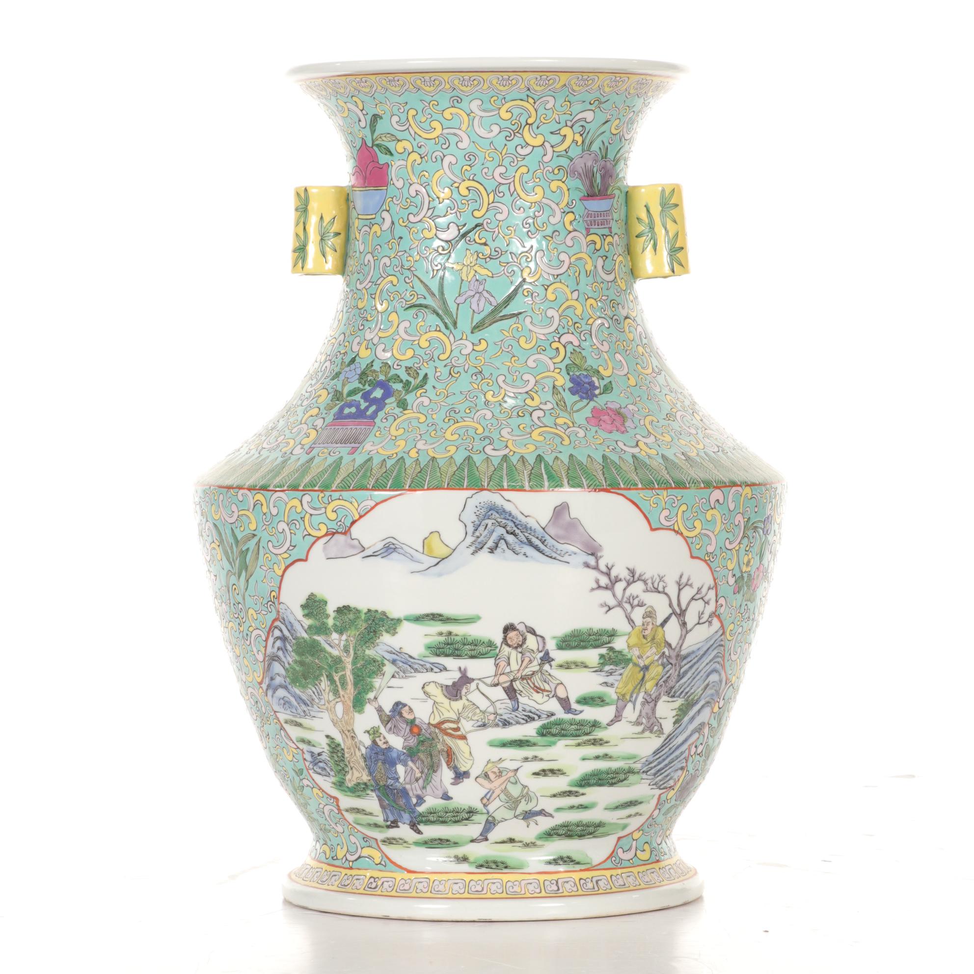 Chinese Famille Vert Porcelain Vase with Carved Wood Stand