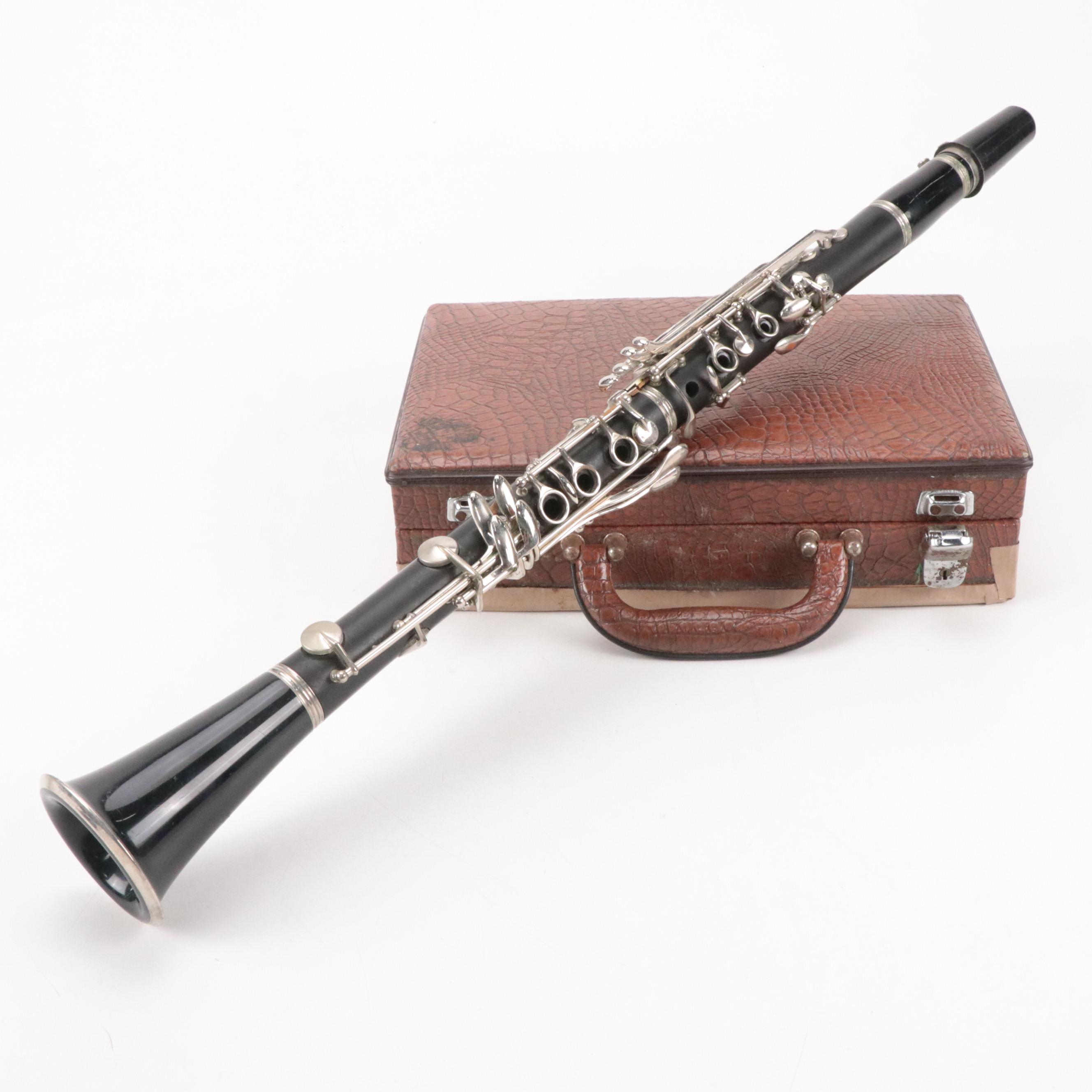 Monique Black Acrylic Clarinet with Faux Croc Leather Covered Case
