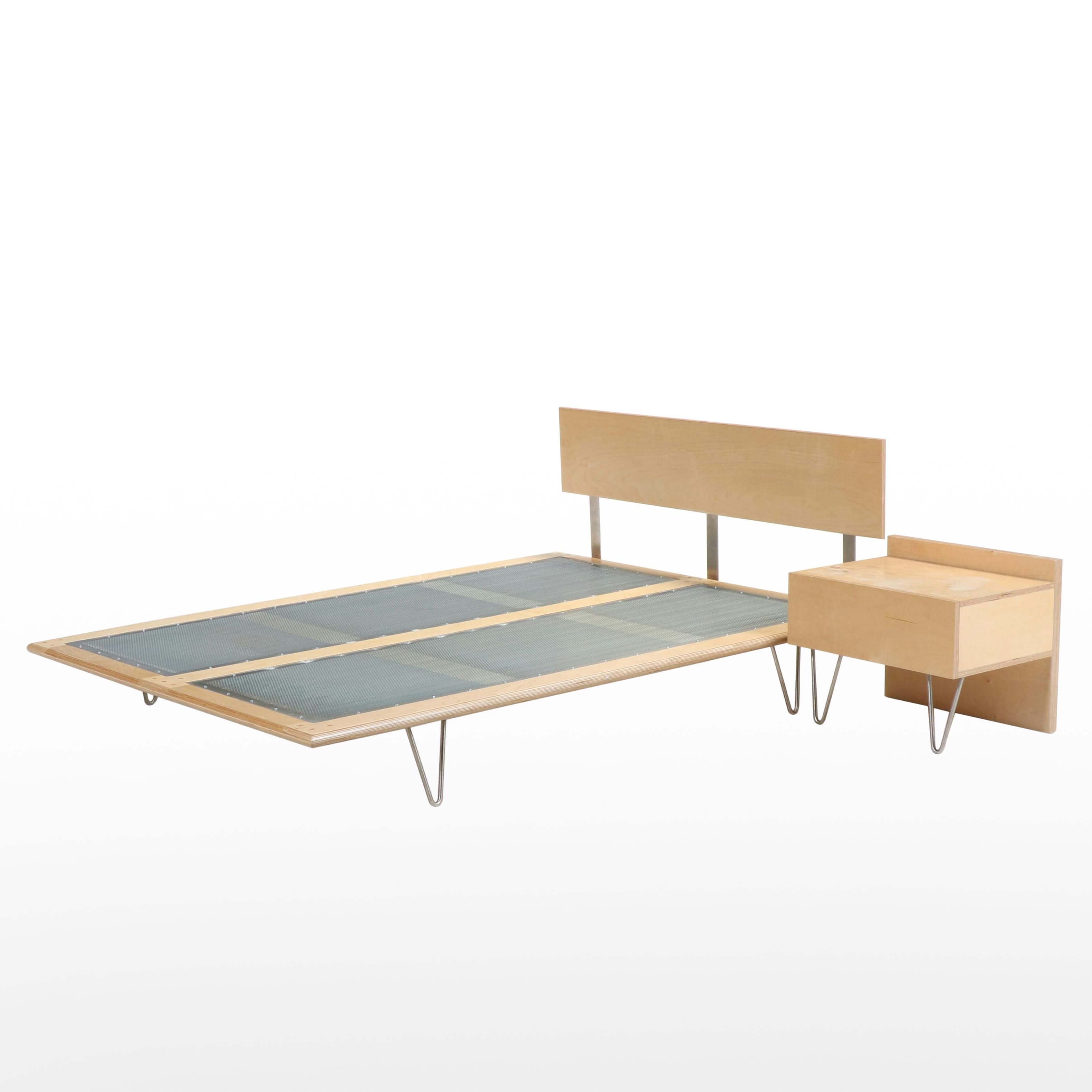 Modernist Blonde Wood and Hairpin Leg Queen Size Bed and Nightstand