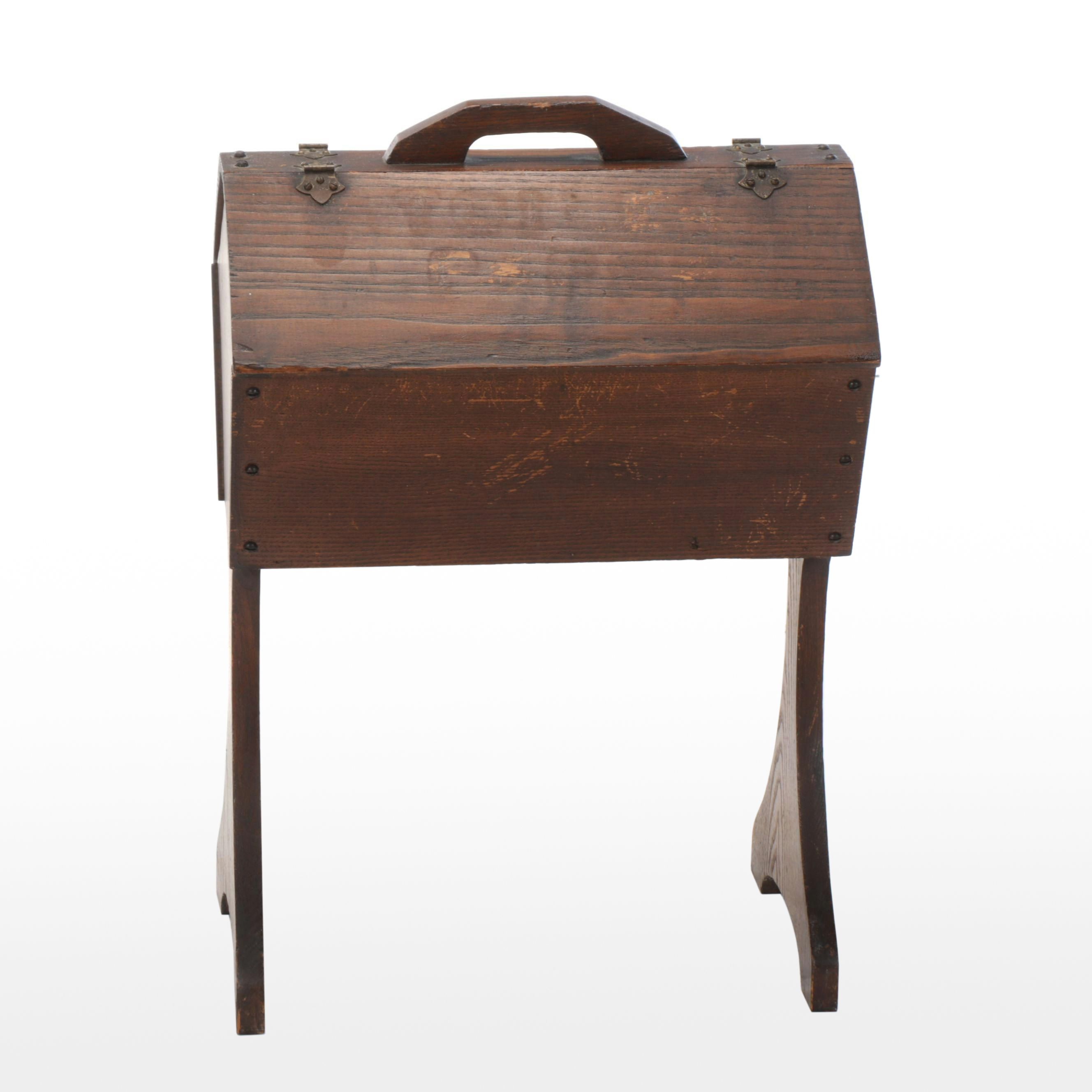Colonial Style Oak Sewing Box, 20th Century