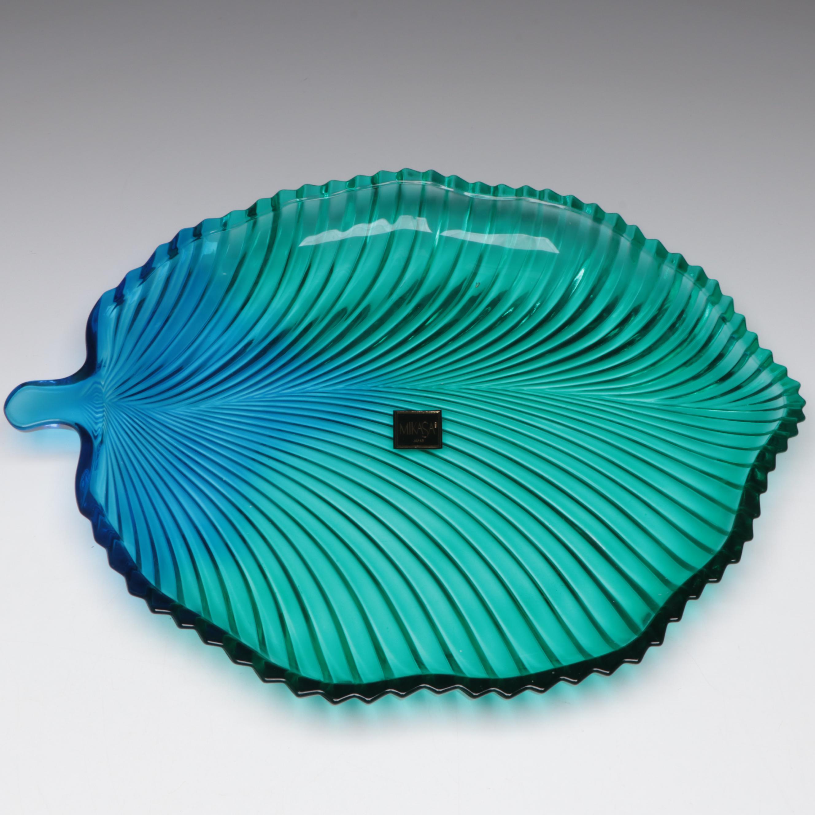 Mikasa Gradient Glass Tray with Cristal D'Arques Glass Figurine