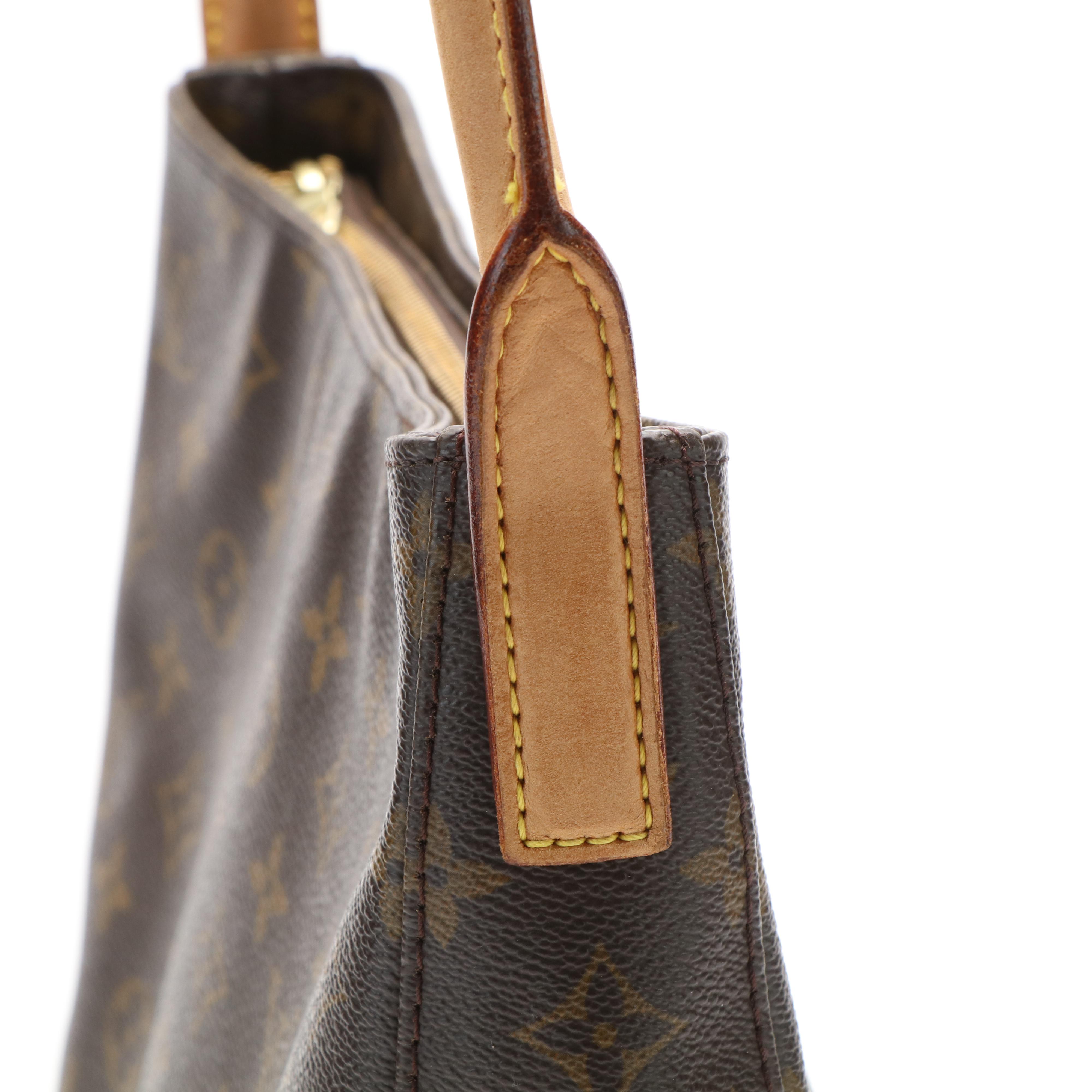 Louis Vuitton Looping MM Shoulder Bag in Monogram Canvas