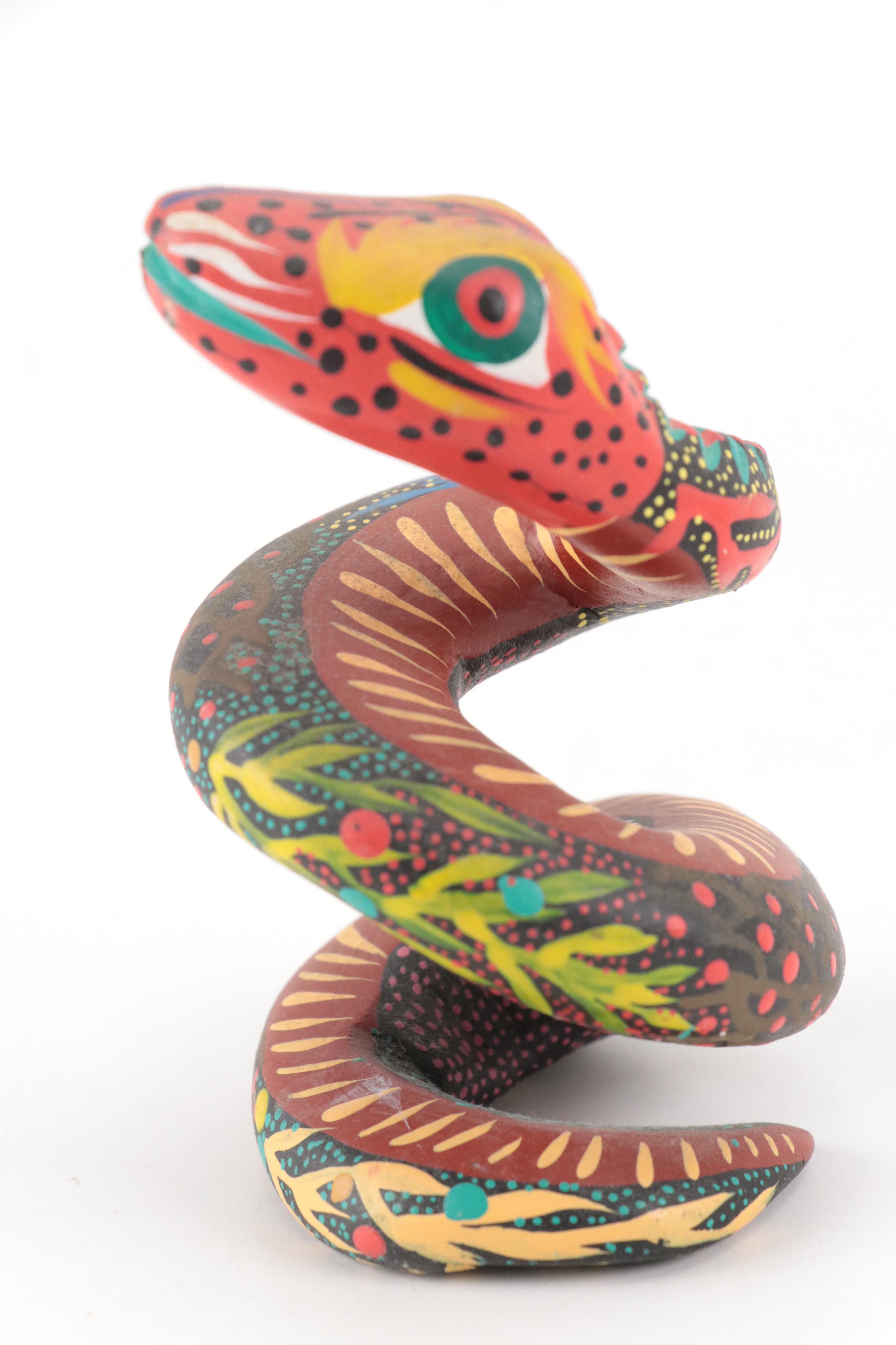 Mexican Oaxacan Handcrafted Papier-Mâché Figurines with Other Décor