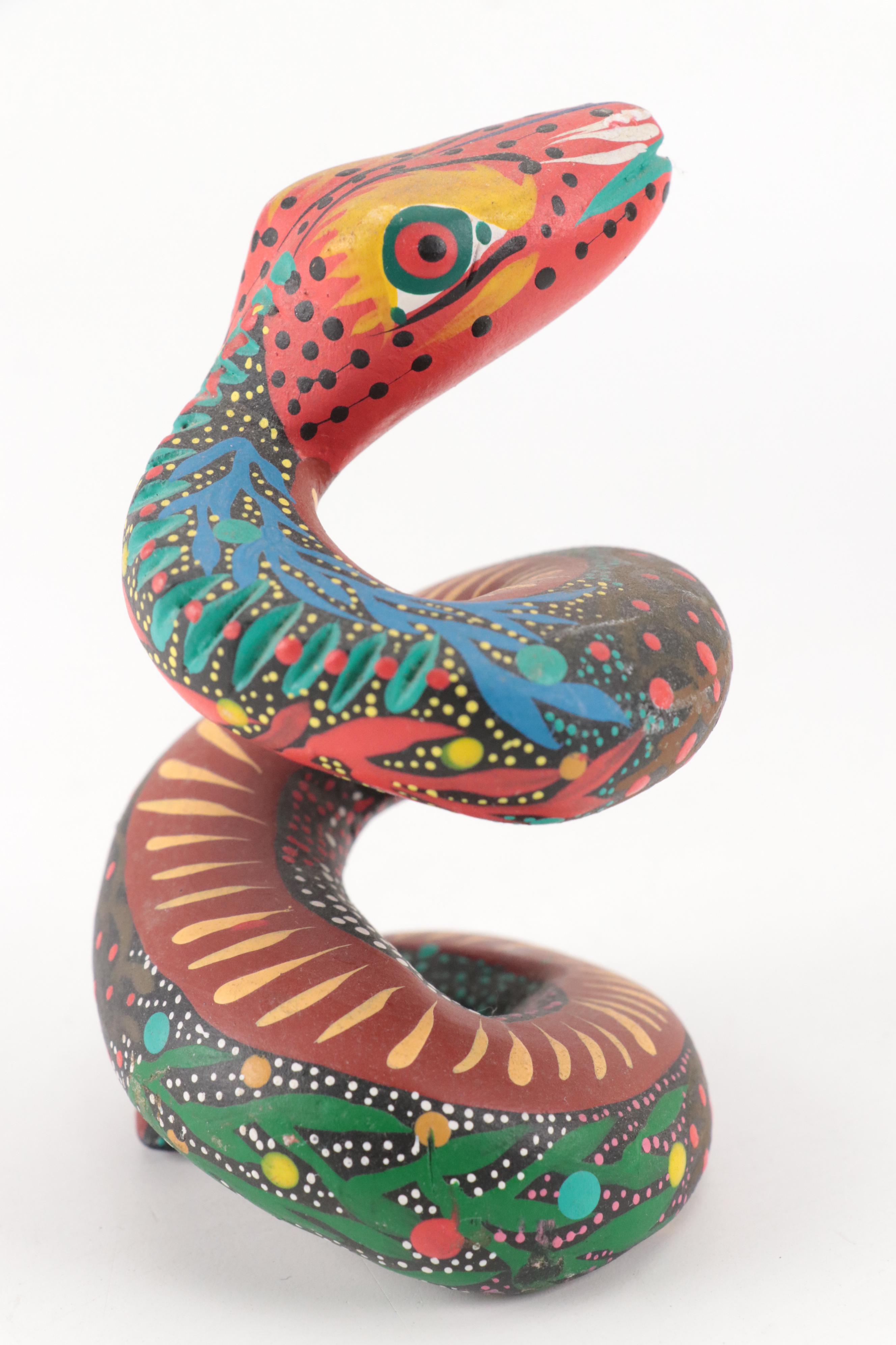 Mexican Oaxacan Handcrafted Papier-Mâché Figurines with Other Décor