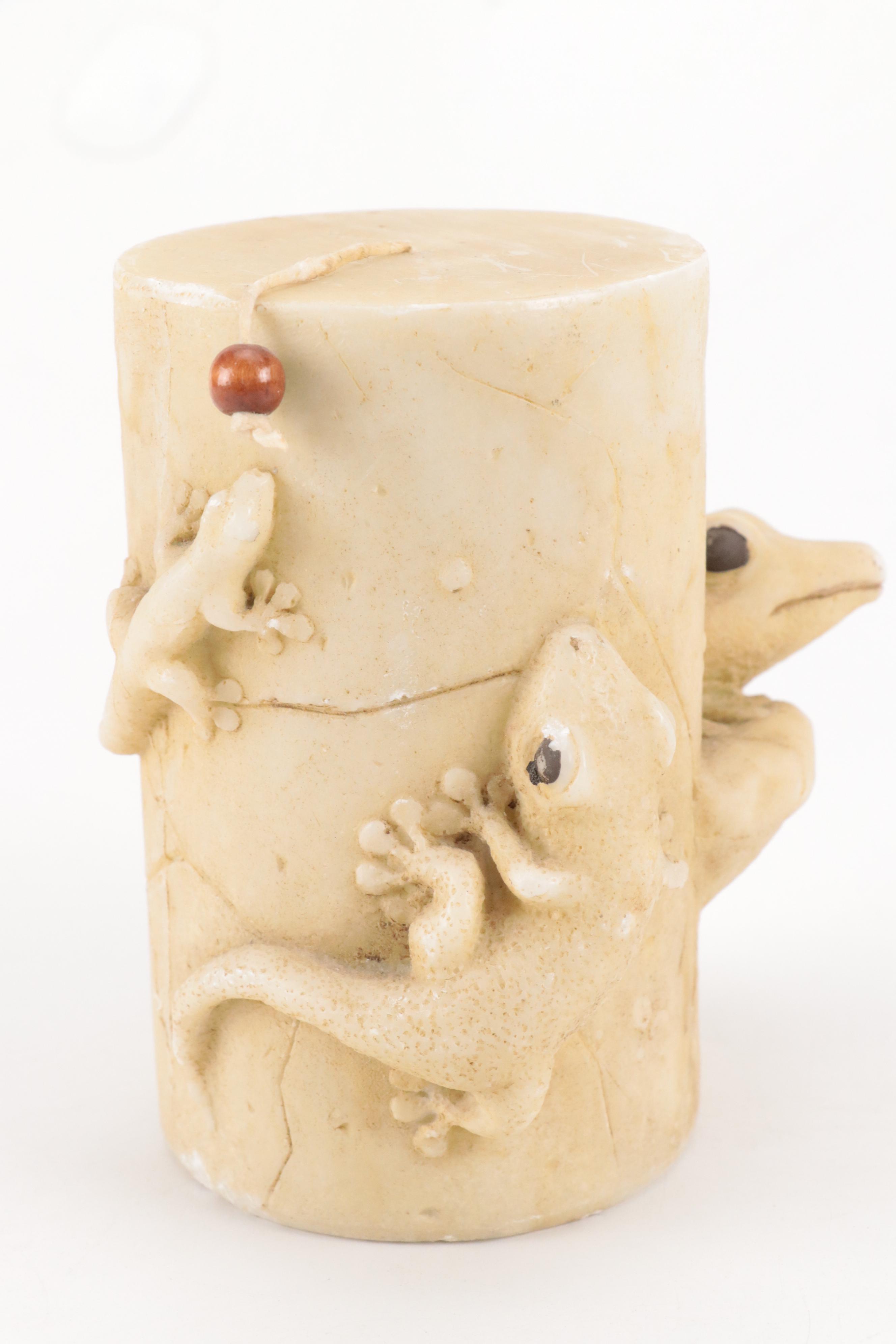 Mexican Oaxacan Handcrafted Papier-Mâché Figurines with Other Décor