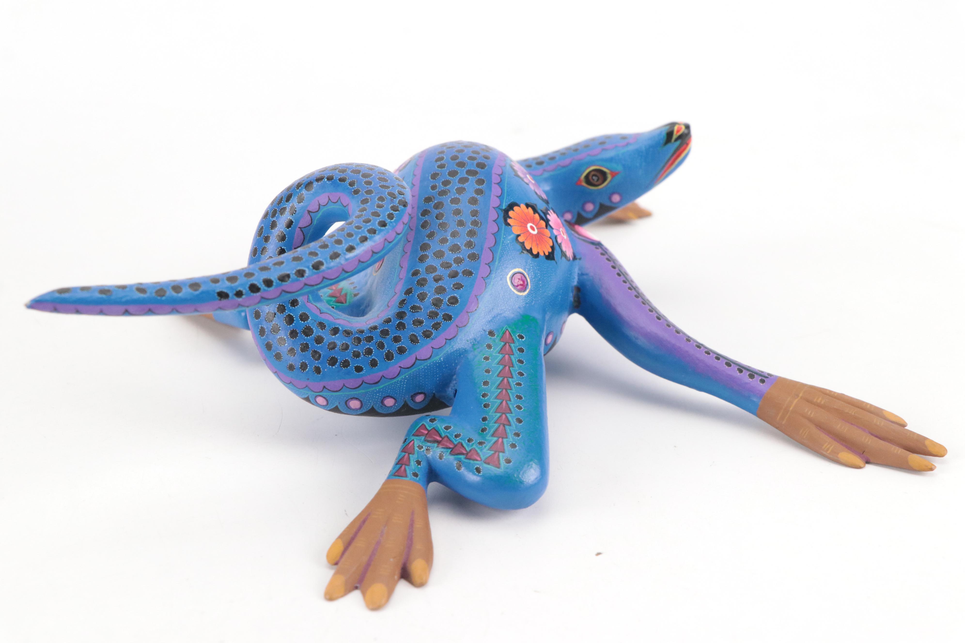 Mexican Oaxacan Handcrafted Papier-Mâché Figurines with Other Décor