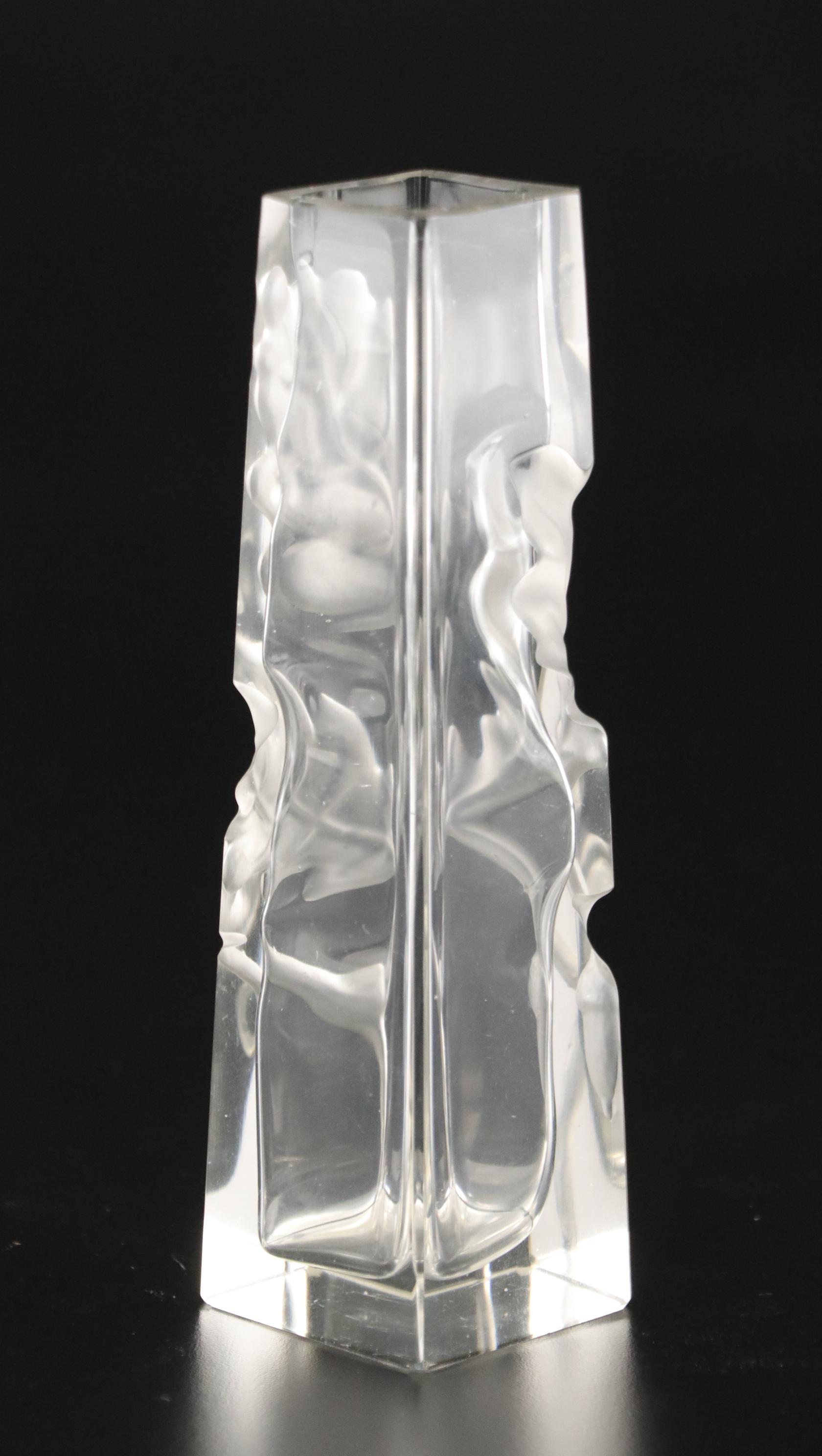 Antique Moser Intaglio Bud Vase With Verlys "Mandarin" Vase, Early 20th Century