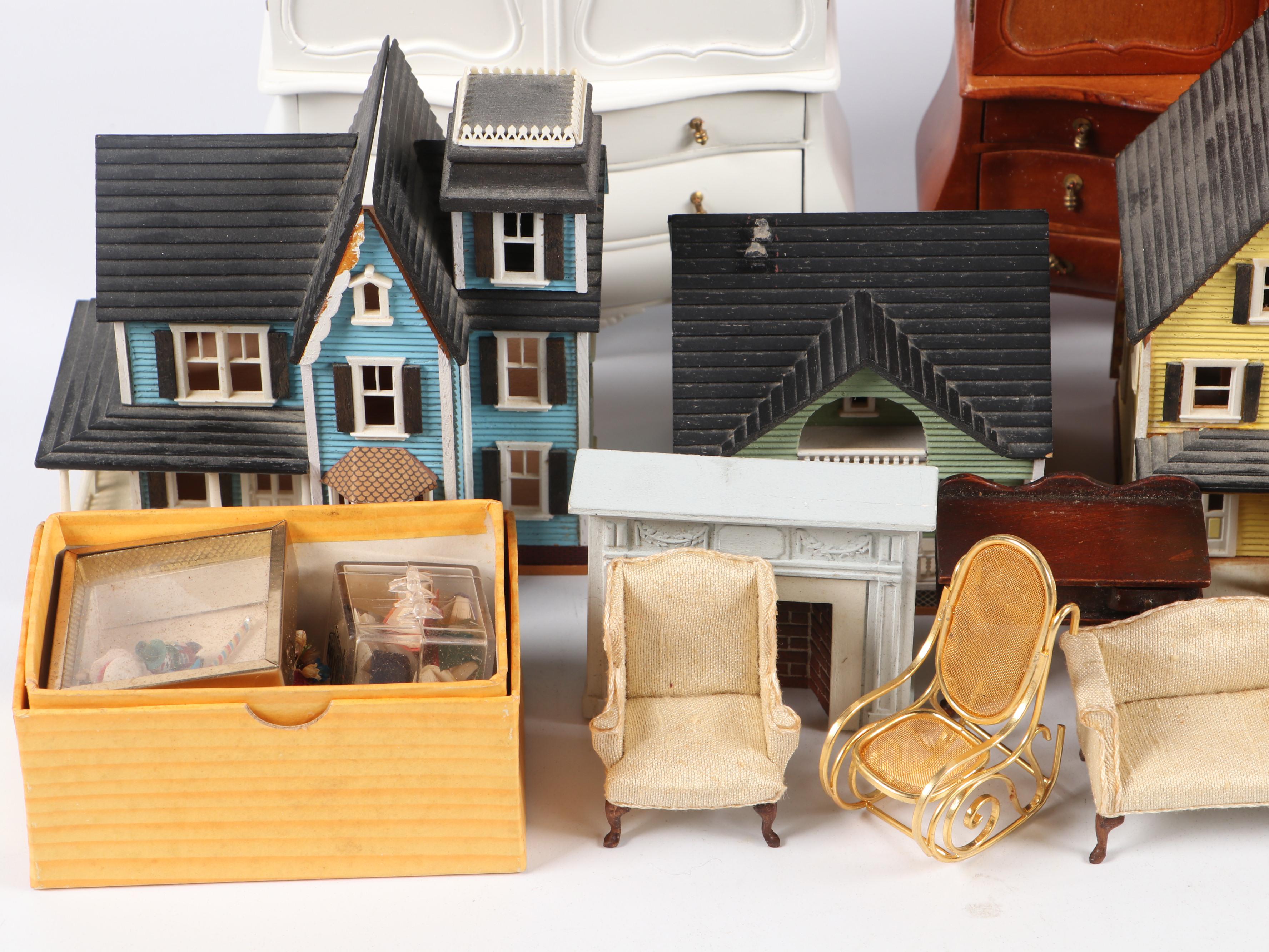 Millie August "Sweet Pea" Micro House with Other Miniatures and Doll Furniture