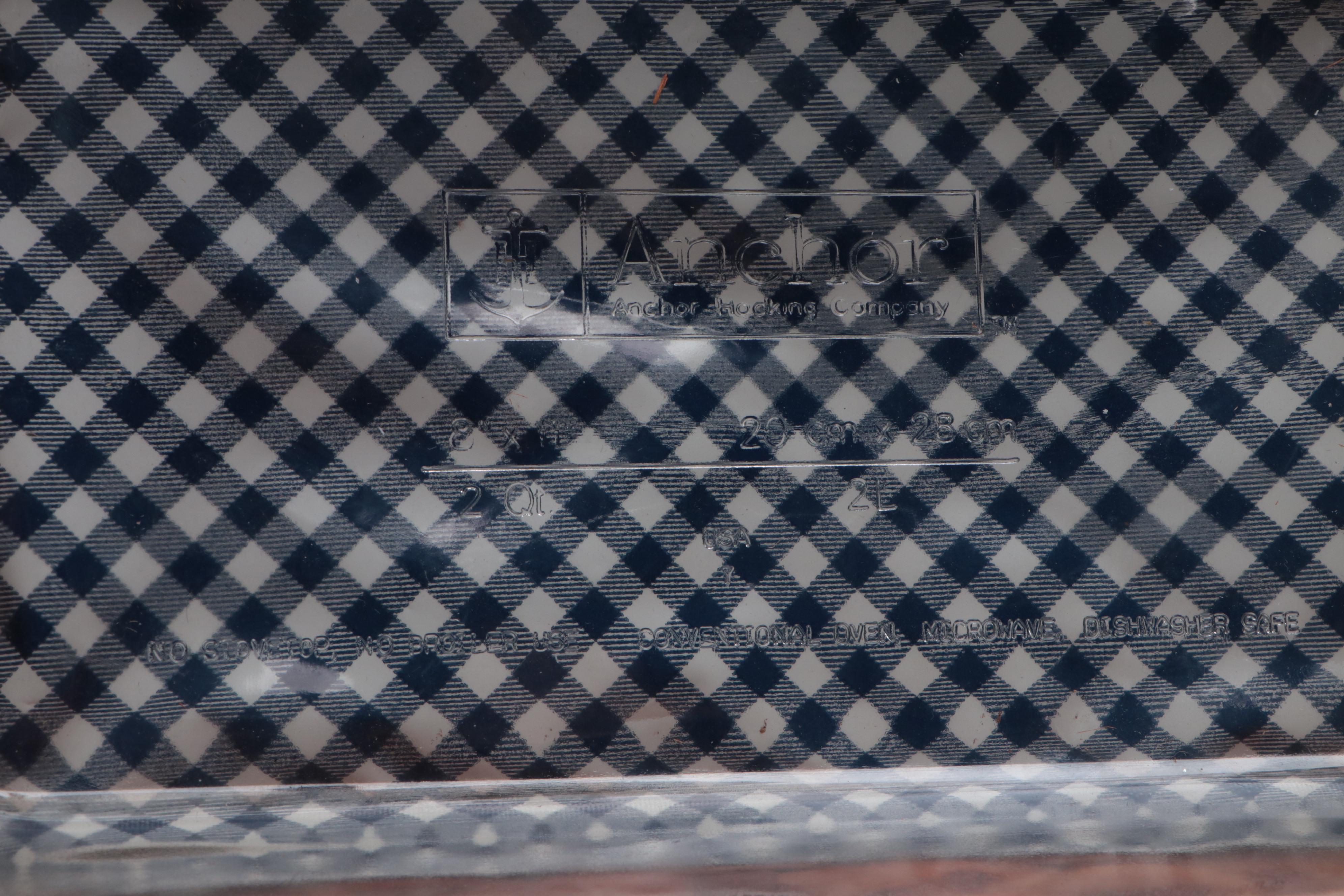 Anchor Hocking and Other Bakeware with Basket Liners