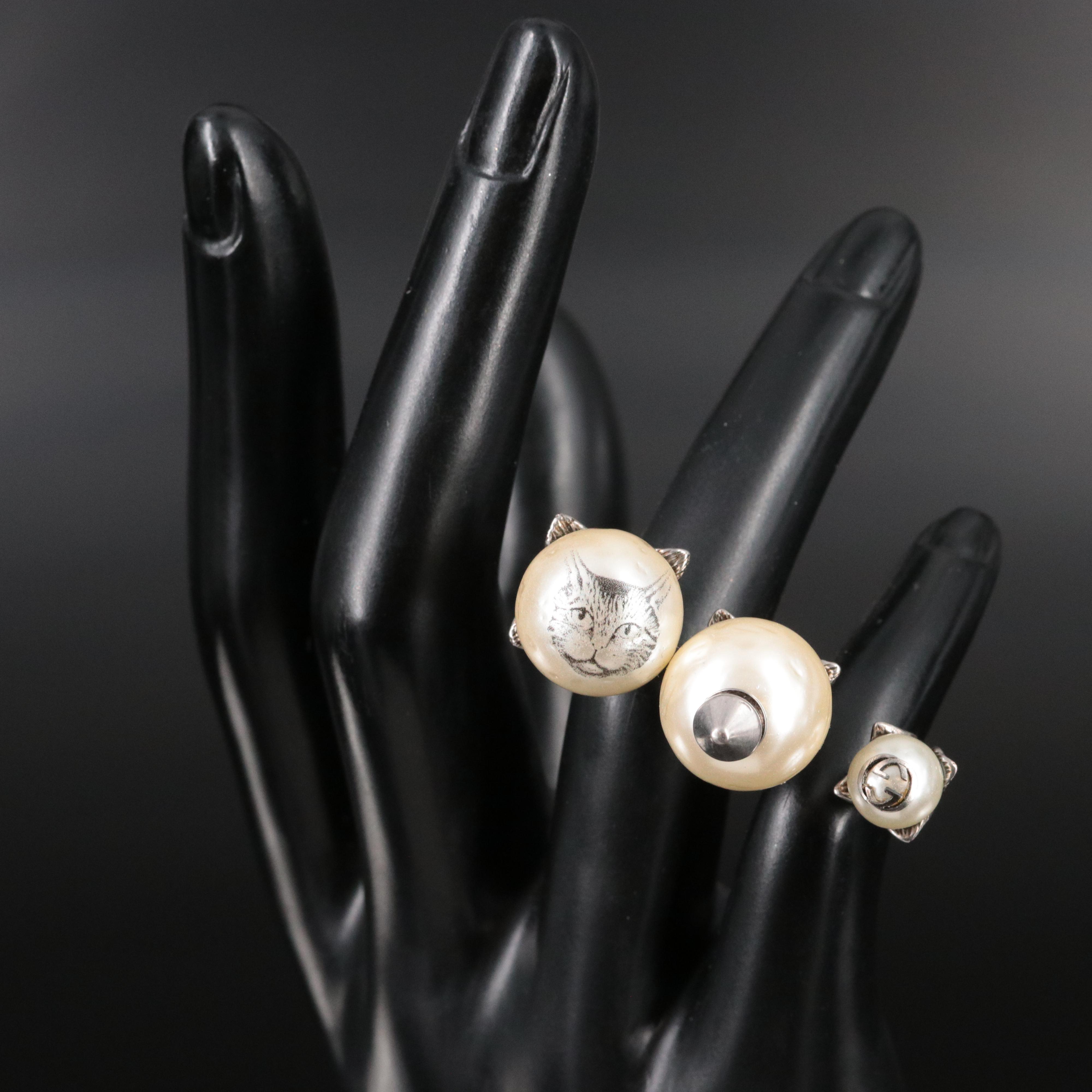 Gucci Faux Pearl Spike Feline Two Finger Ring