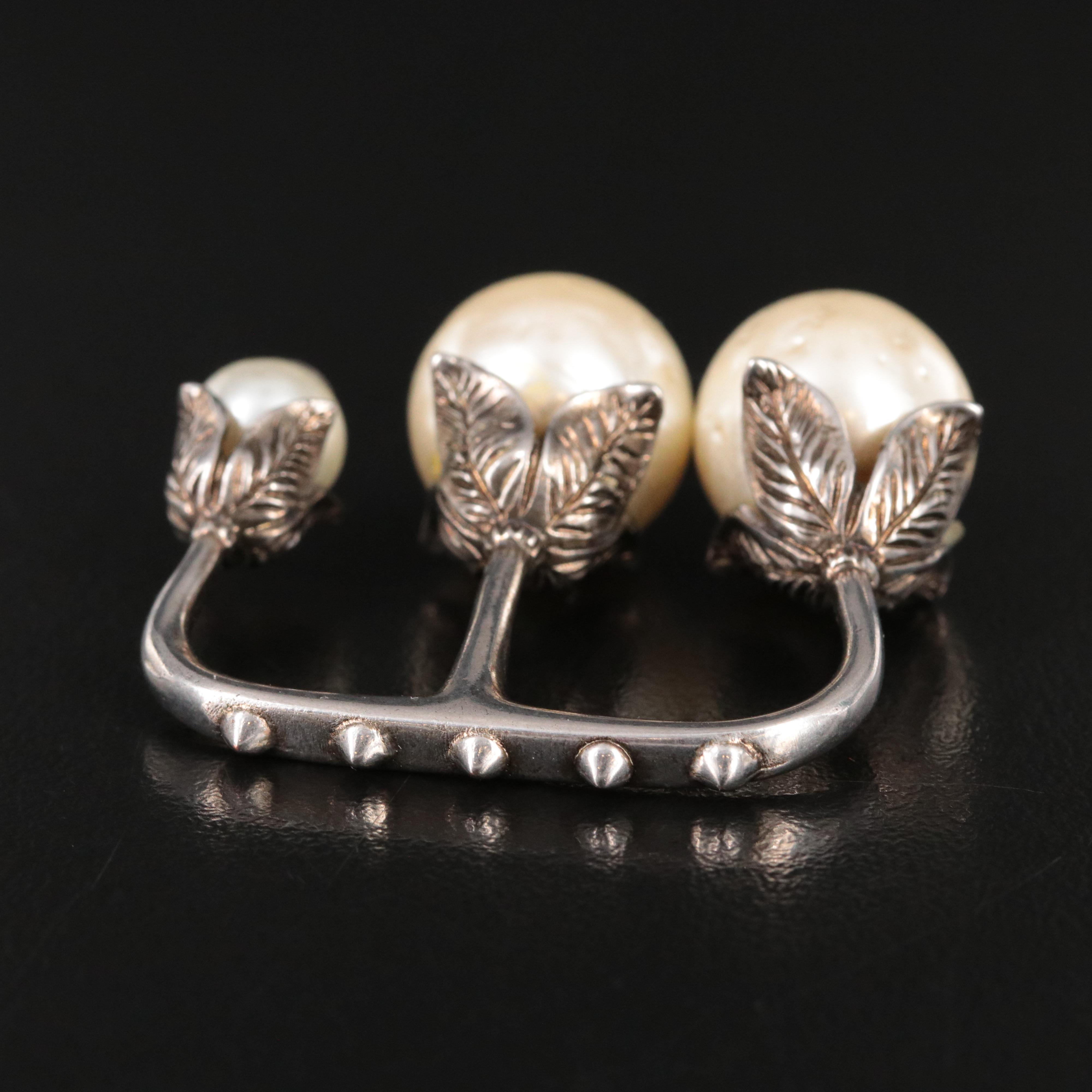Gucci Faux Pearl Spike Feline Two Finger Ring