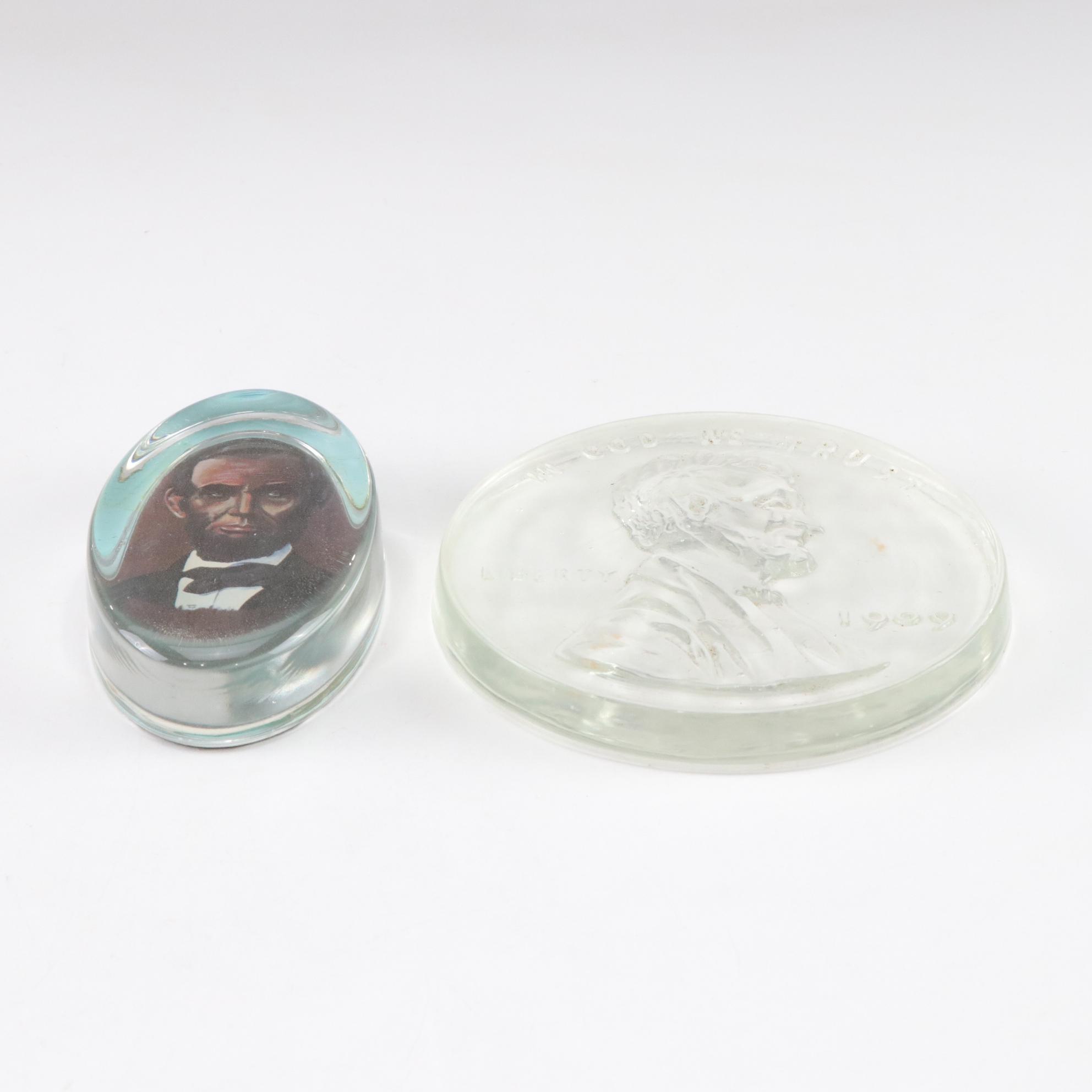 Abraham Lincoln Collection Featuring Figurines and Portraits