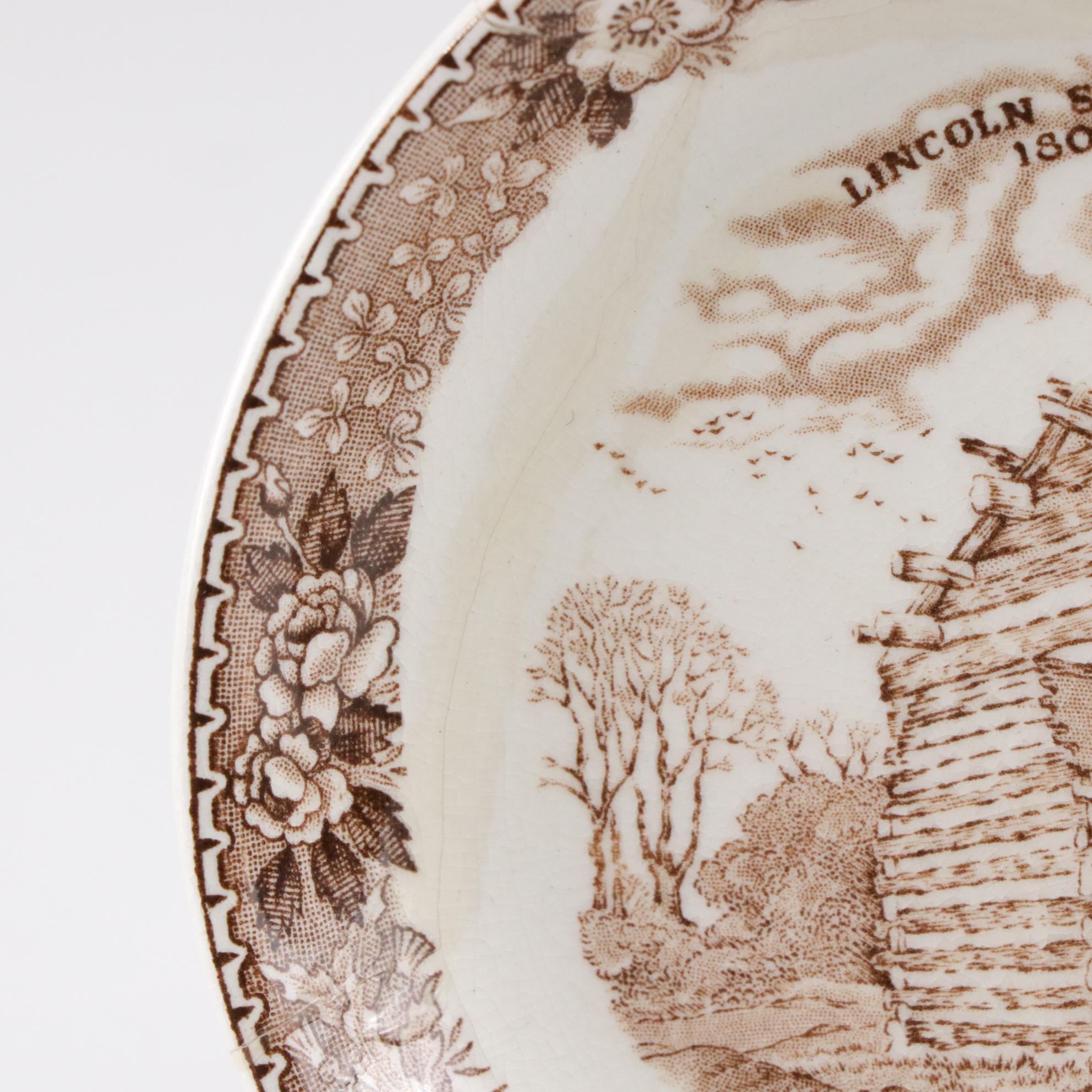 Abraham Lincoln Collection Featuring Figurines and Portraits