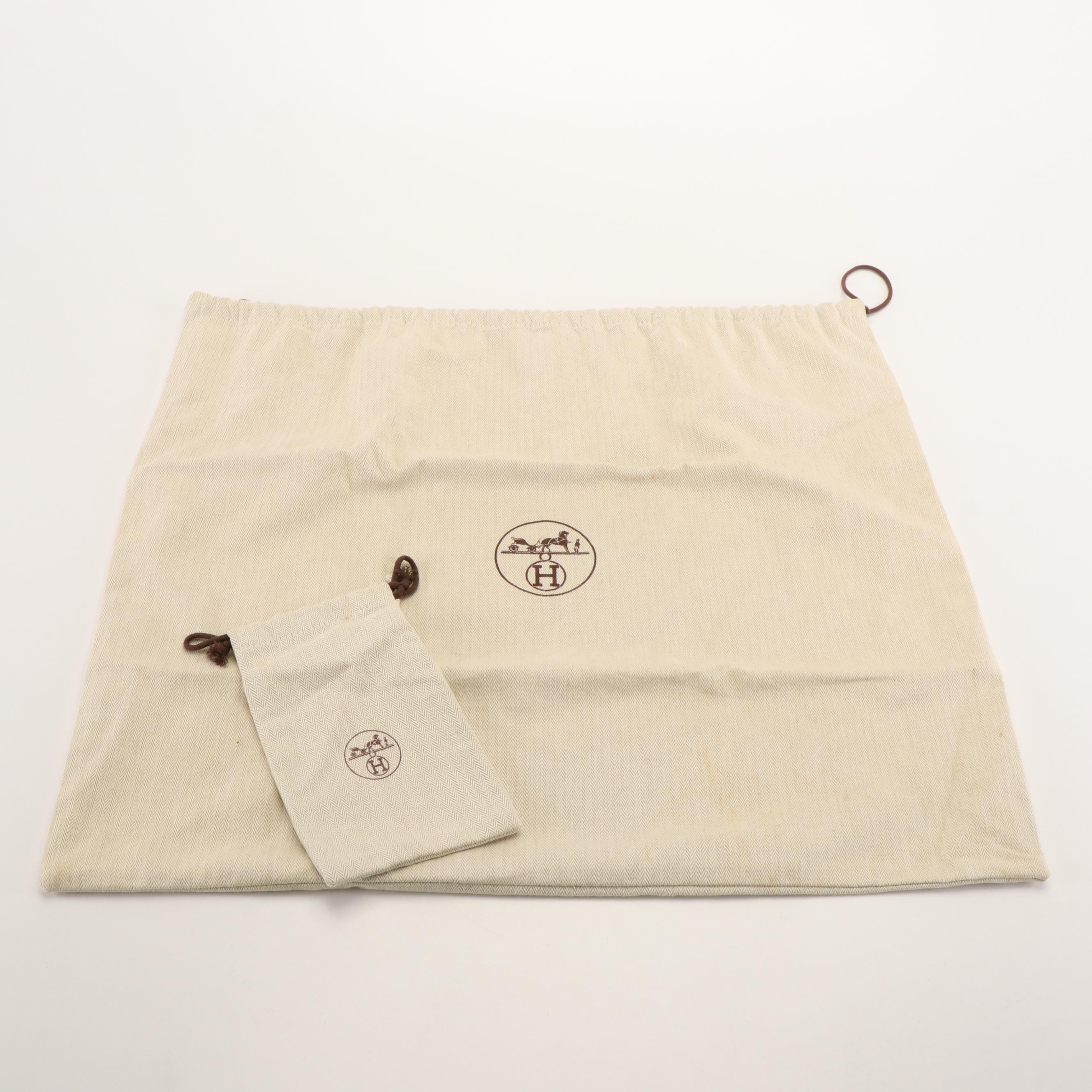 Hermès Victoria II 35 Clemence Shoulder Bag