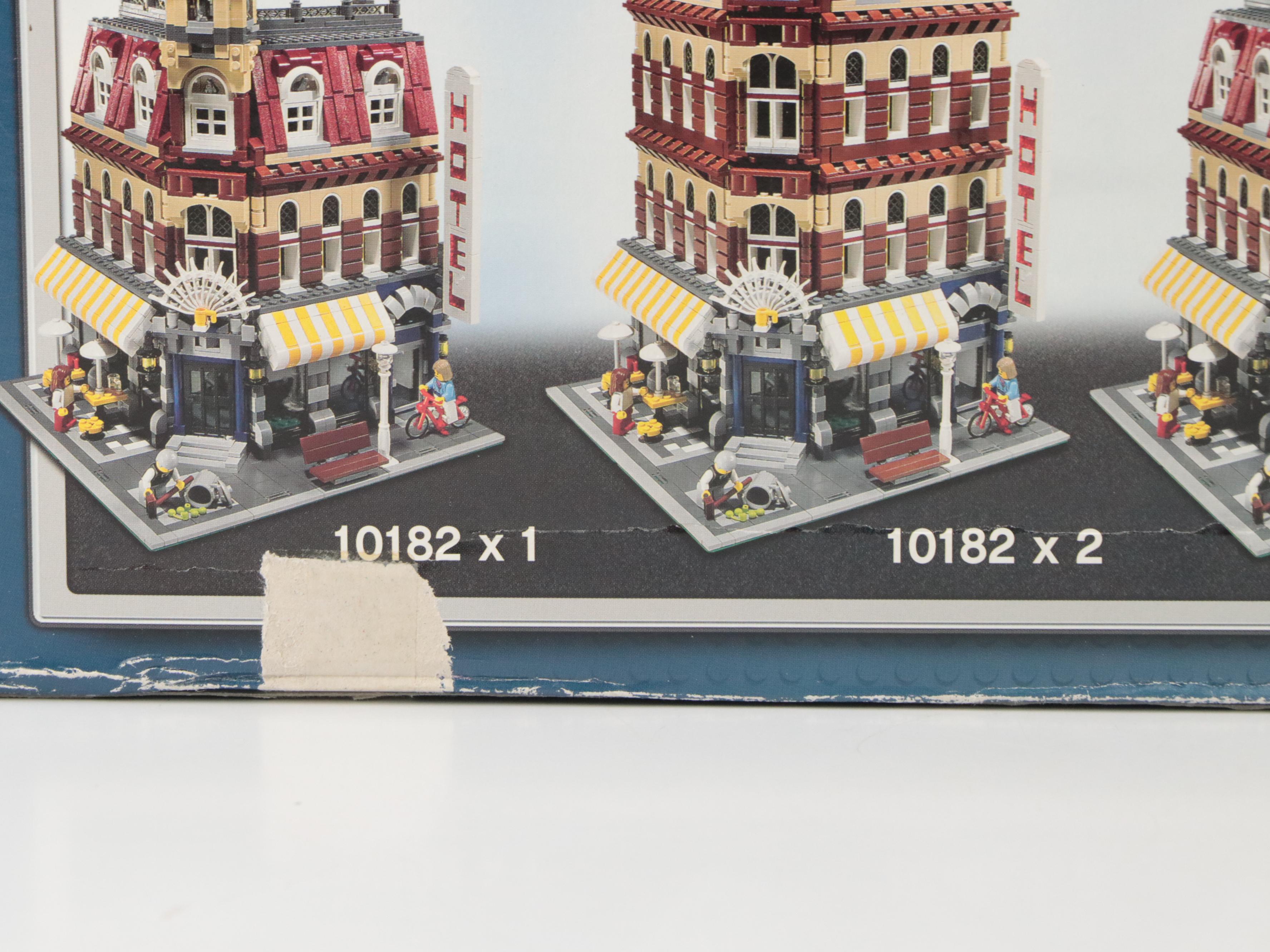 LEGO Creator Café Corner and Star Wars Ultimate Lightsaber Duel