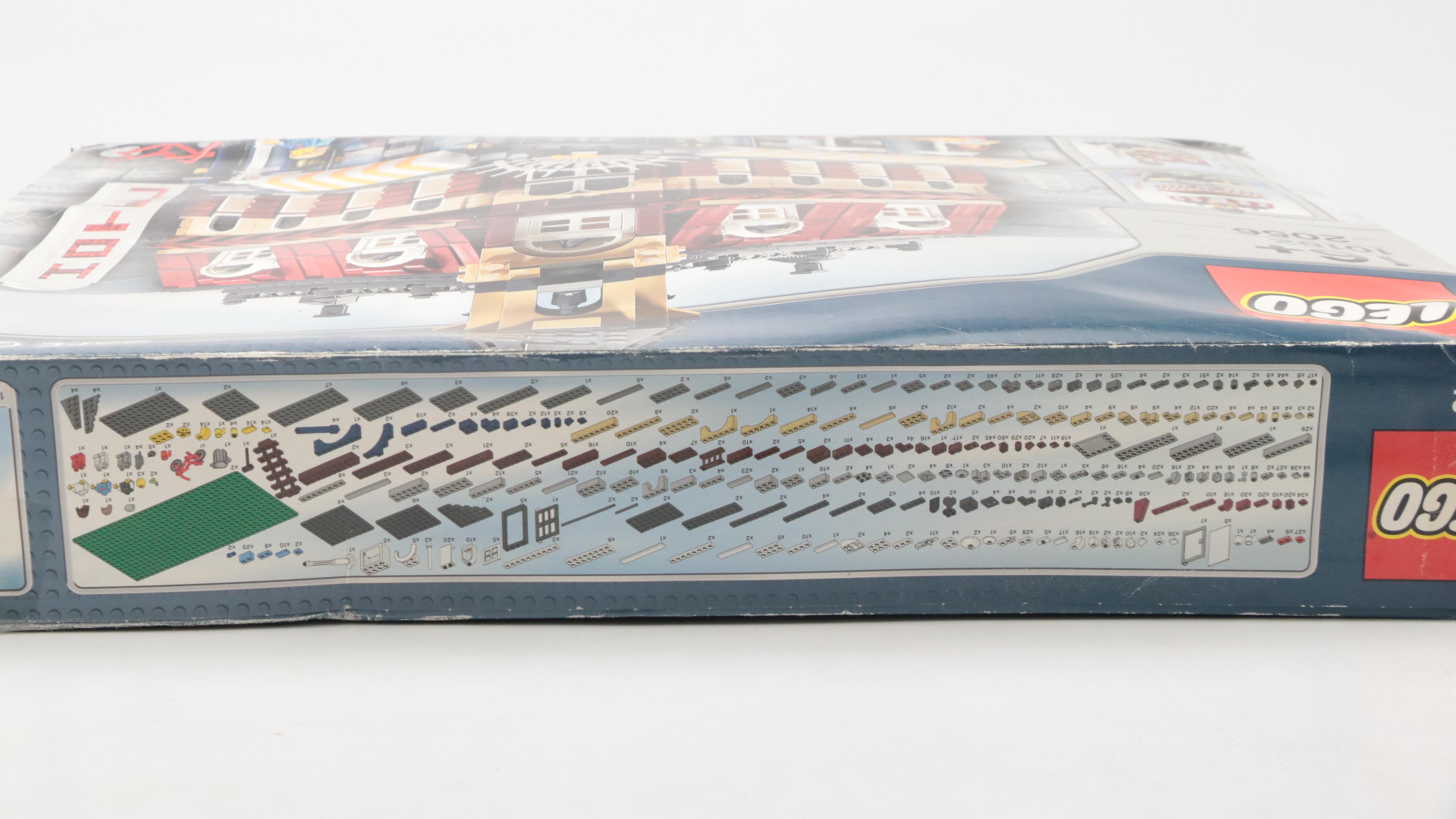 LEGO Creator Café Corner and Star Wars Ultimate Lightsaber Duel