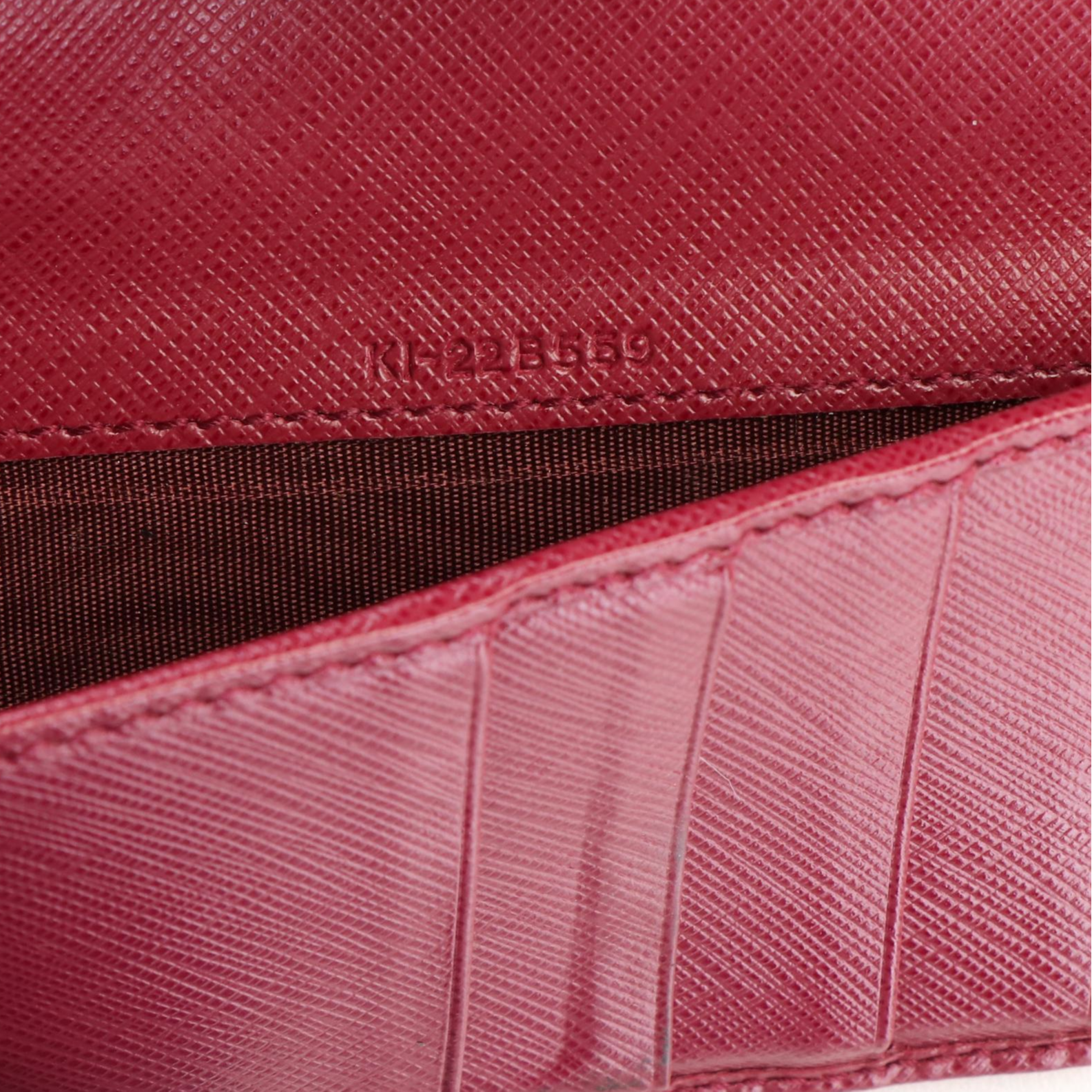 Salvatore Ferragamo Vara Bow Red Leather Continental Wallet