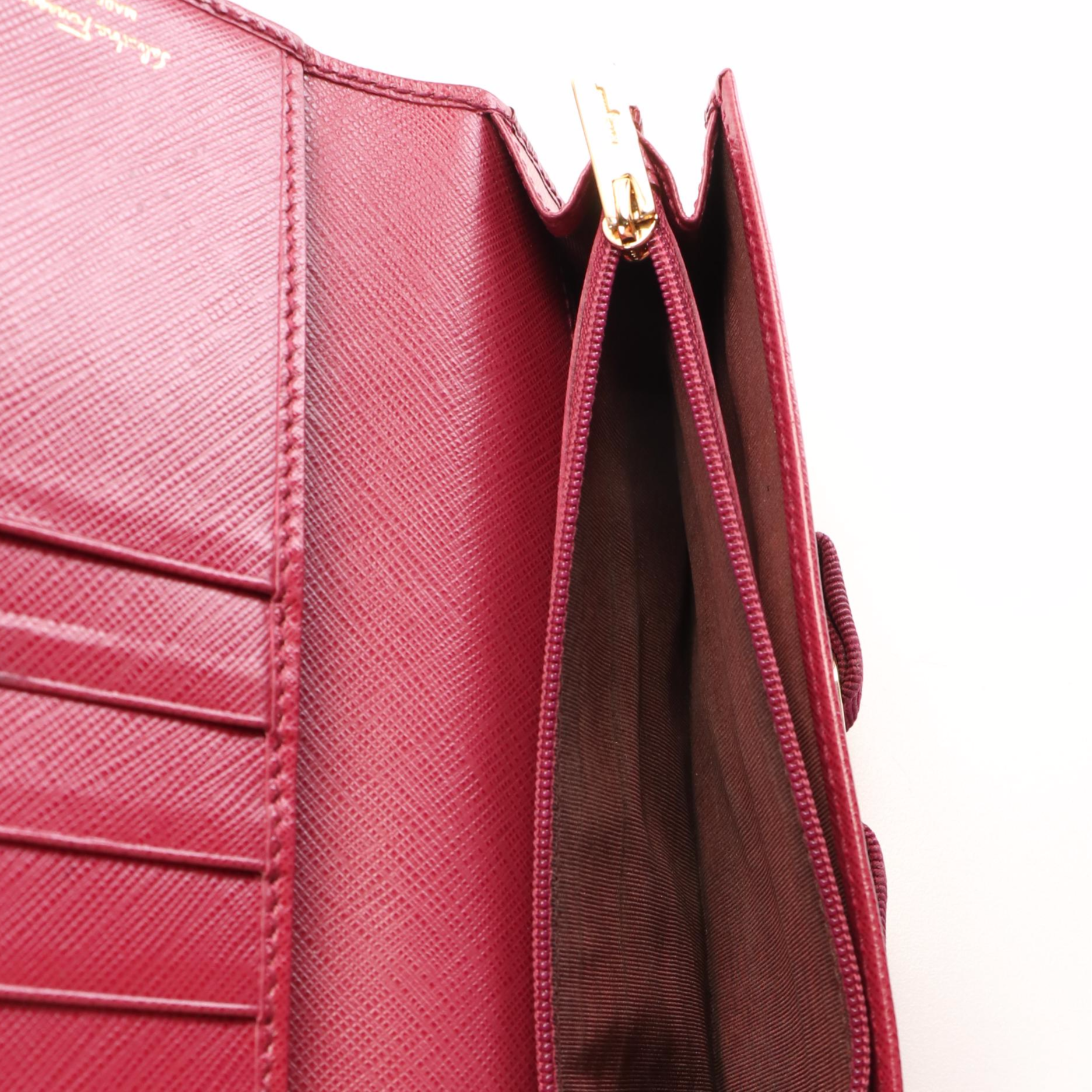 Salvatore Ferragamo Vara Bow Red Leather Continental Wallet