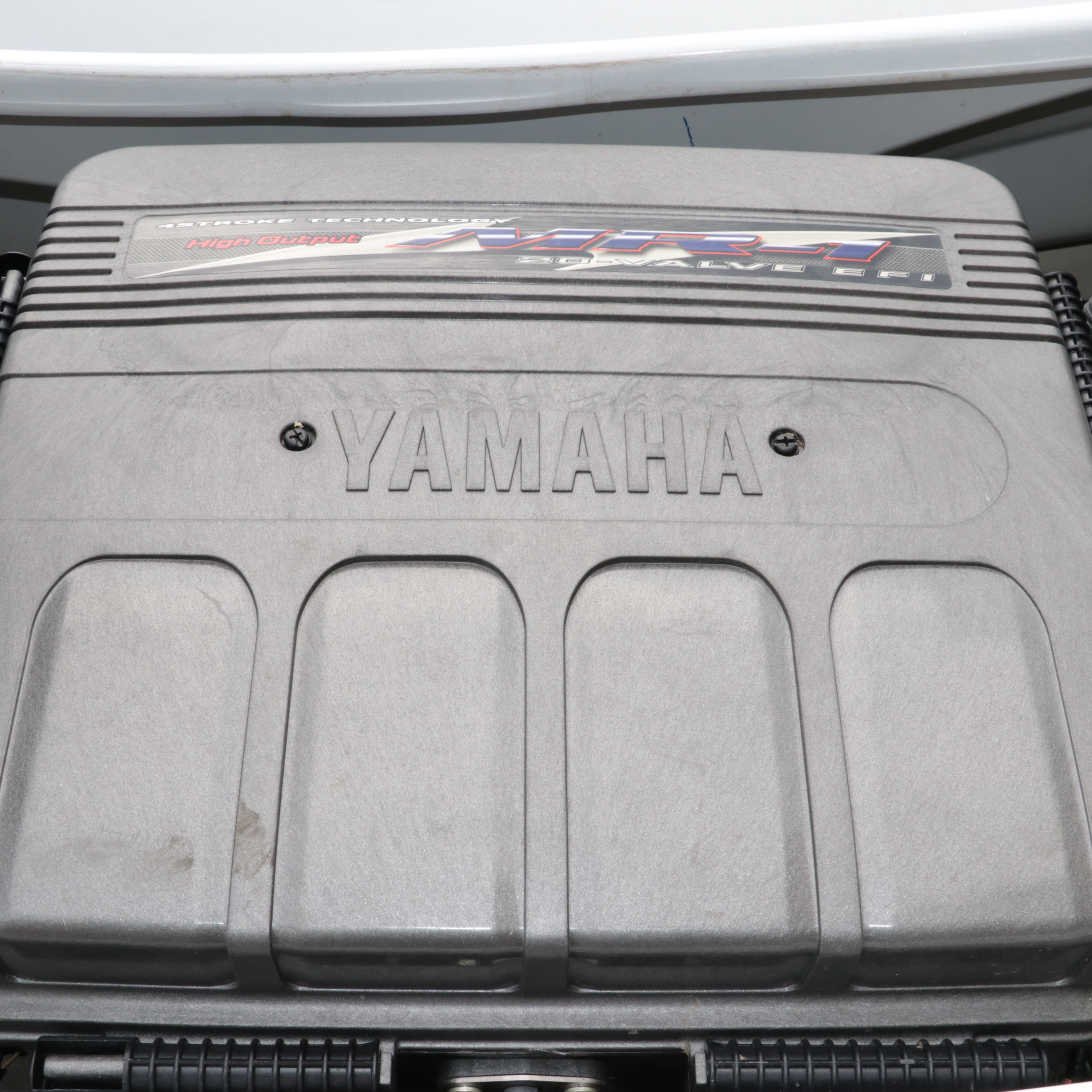 2004 Yamaha Wave Runner FX1100-C w/ Trailer