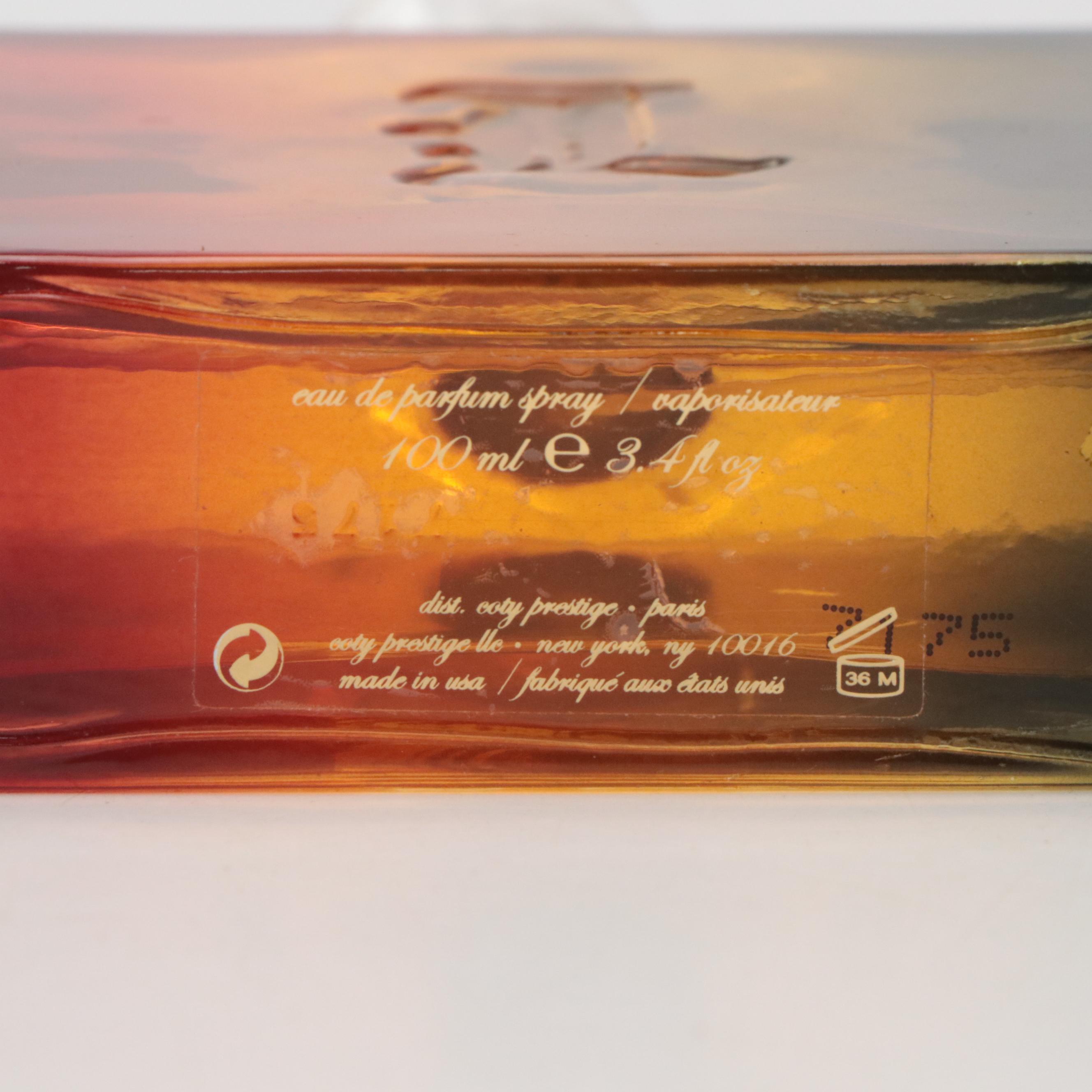 Marilyn Miglin and Gwen Stefani Glass Perfume Bottles with More