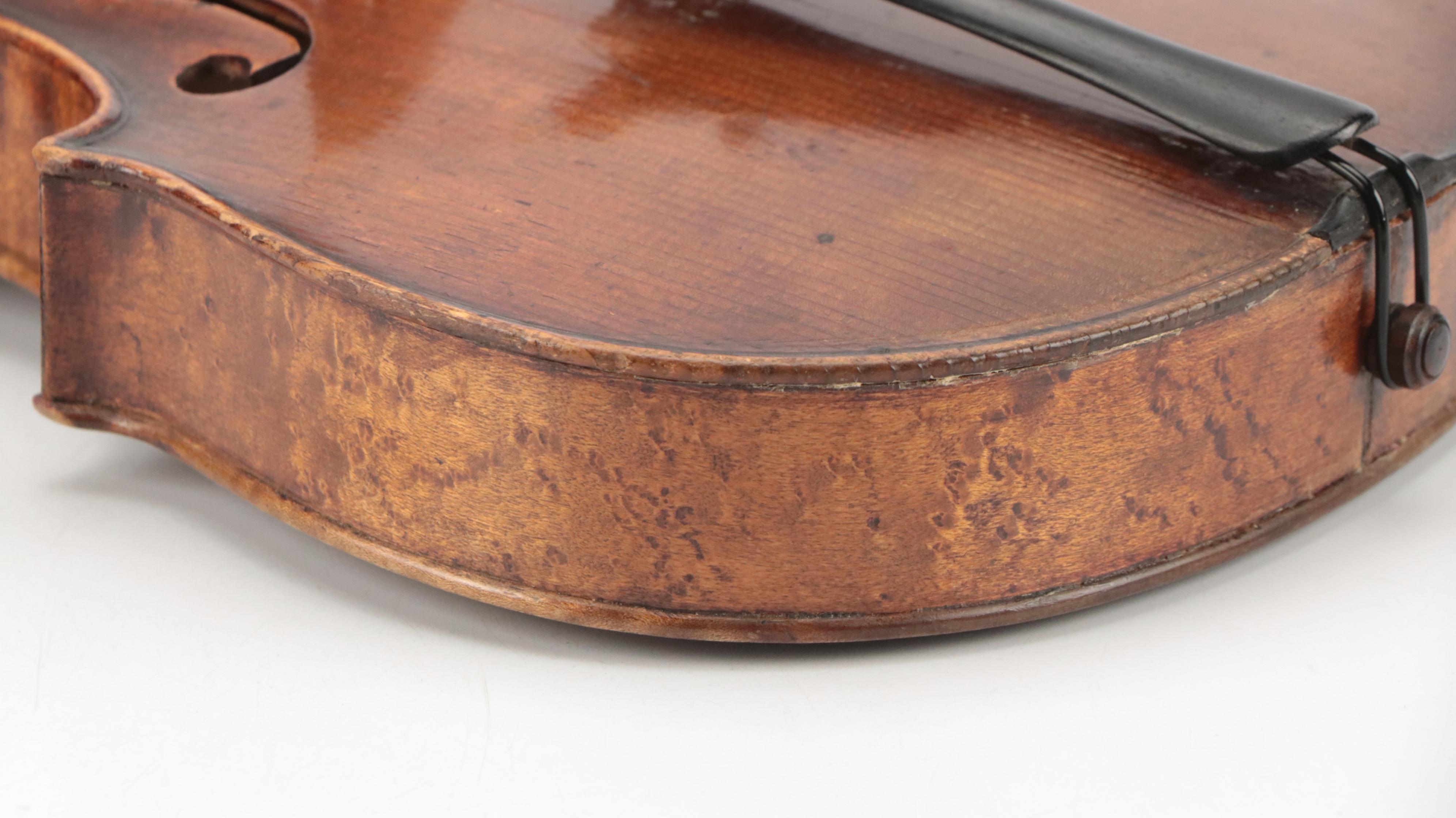 L.D. Pascoe Spruce and Maple 4/4 Violin with Adolf Thoma Bow