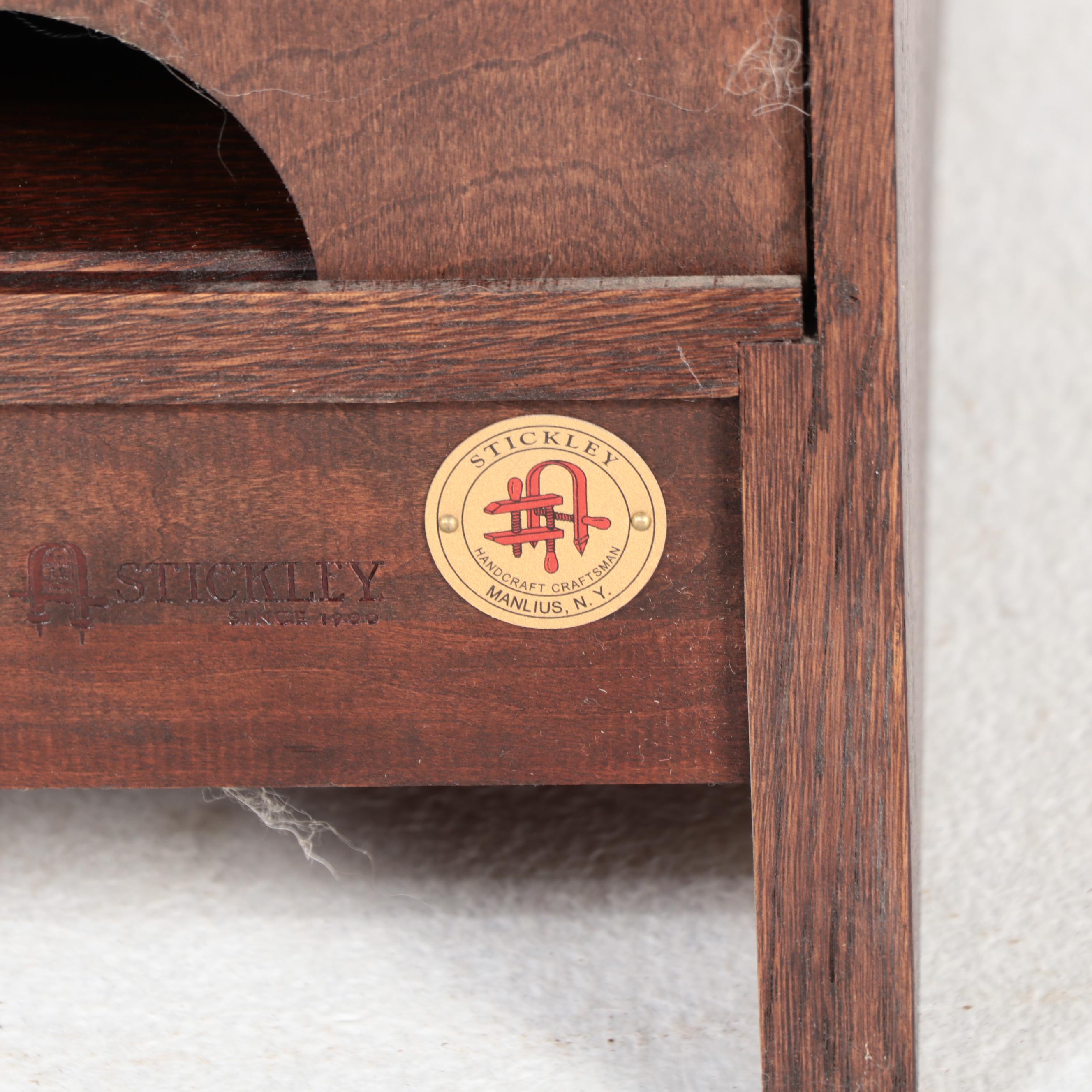 Stickley "Harvey Ellis" Quartersawn Oak and Marquetry Media Console, dated 2009