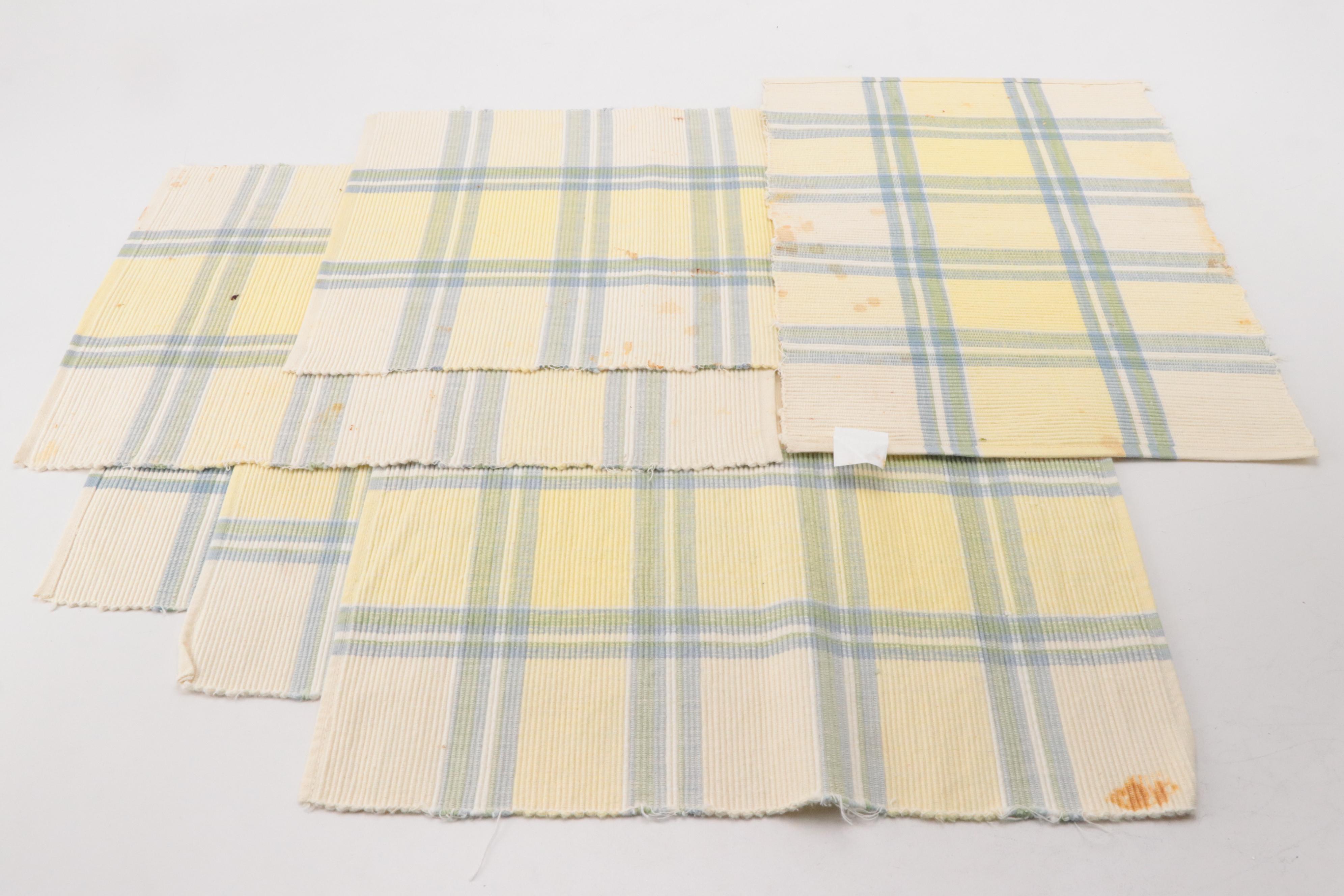 Tabletops Unlimited "Rooster Glory" Mugs with Other Kitchenware and Decor