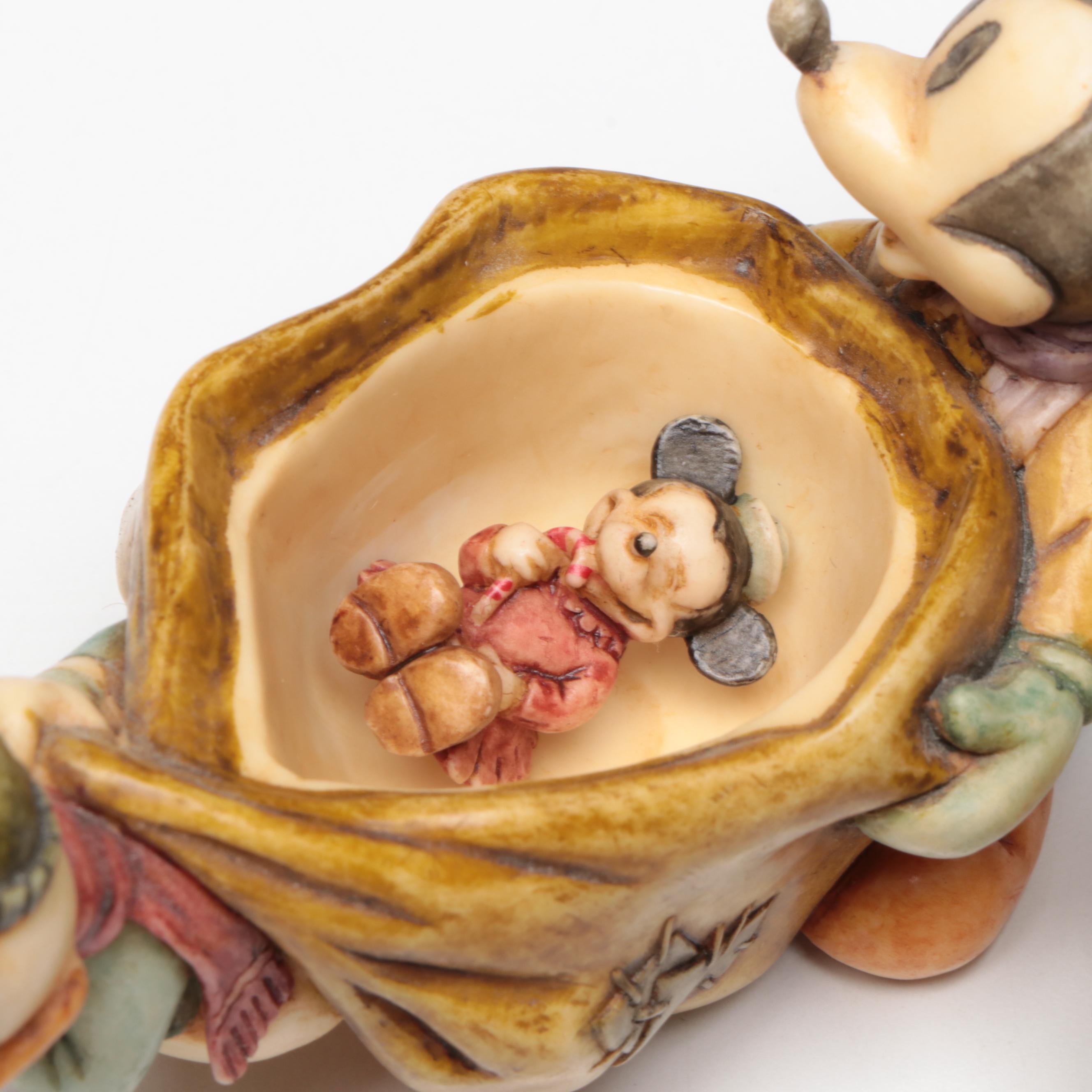 Harmony Kingdom Disney "Along for the Ride" and Other Figurine Box