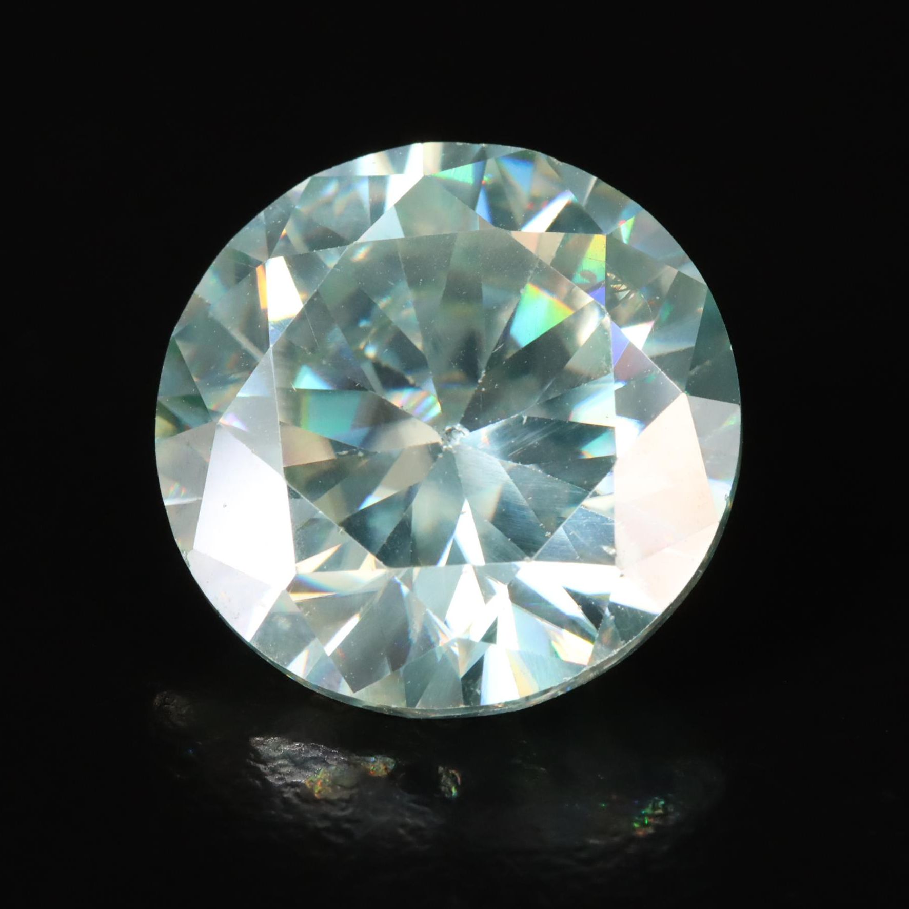 Loose 10.56 CT Moissanite