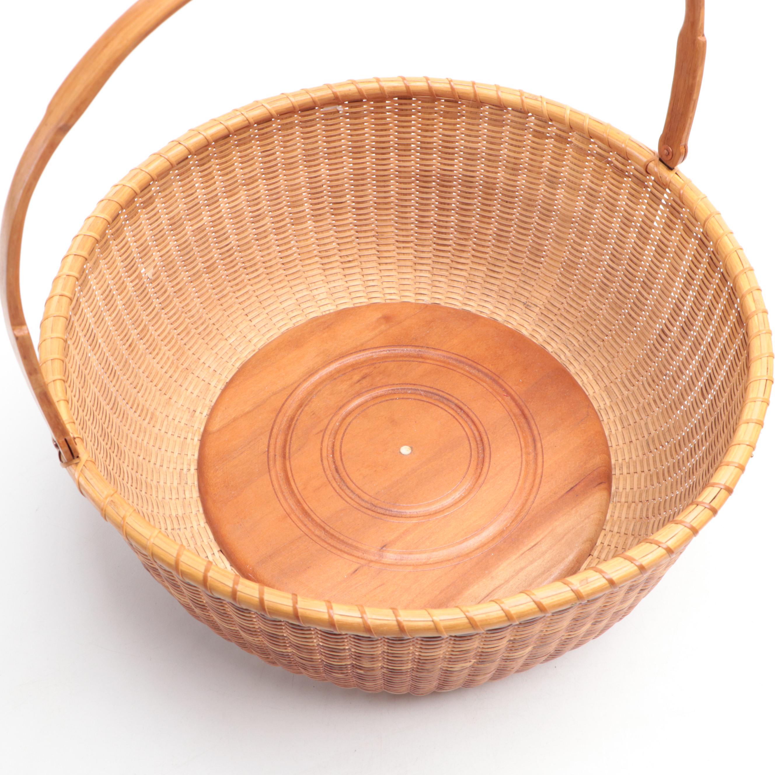 Artisan-Signed Nantucket Woven Round Basket and Serving Tray