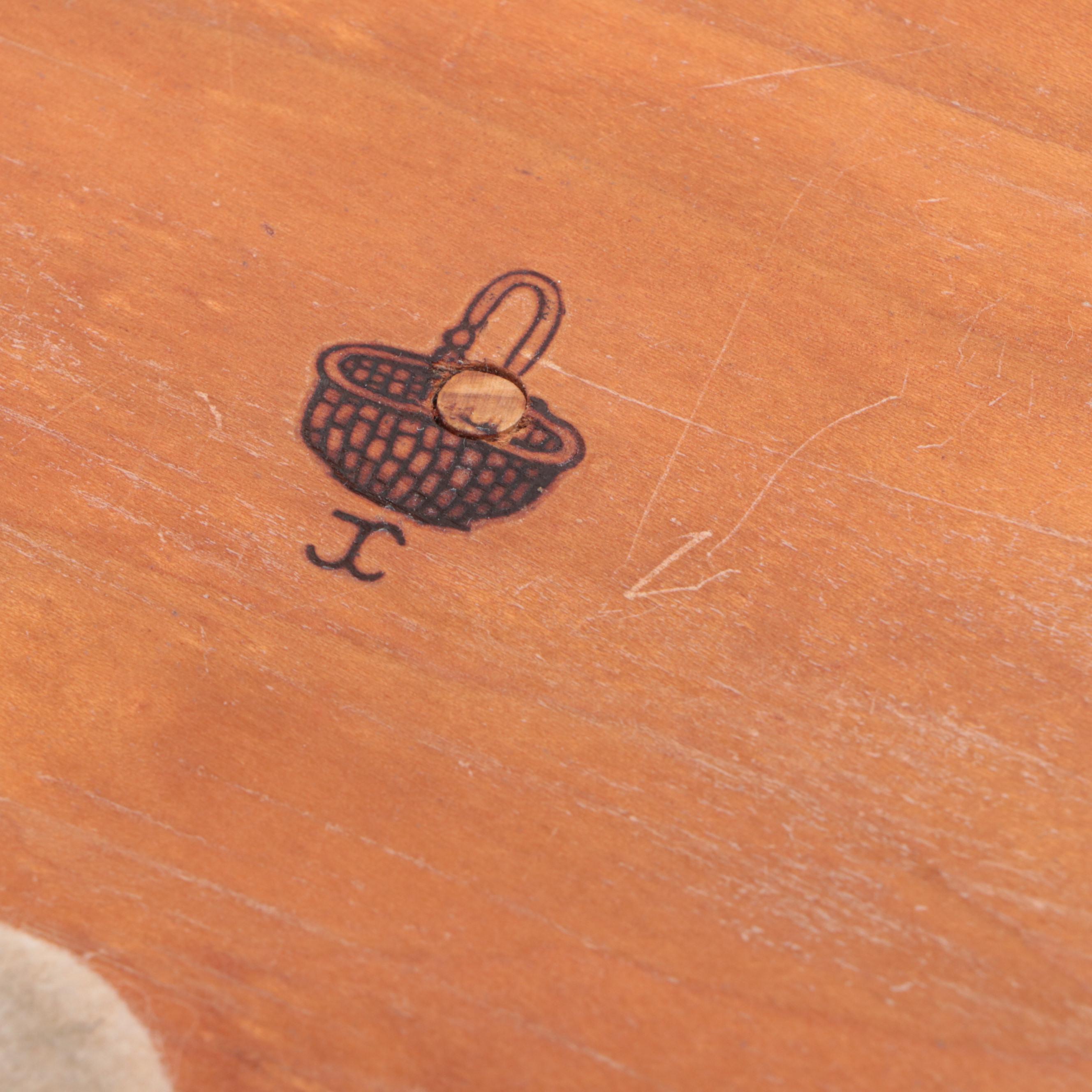 Artisan-Signed Nantucket Woven Round Basket and Serving Tray