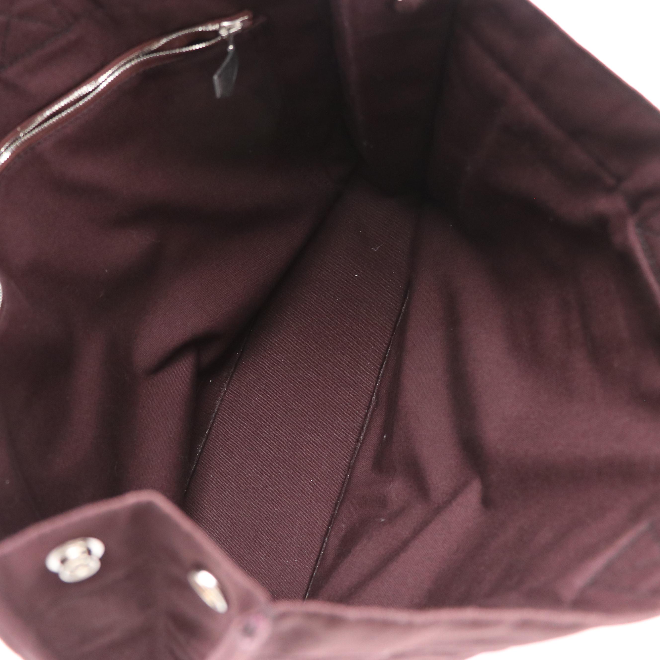 Hermès Fourre-Tout MM Burgundy and Black Canvas Tote Bag