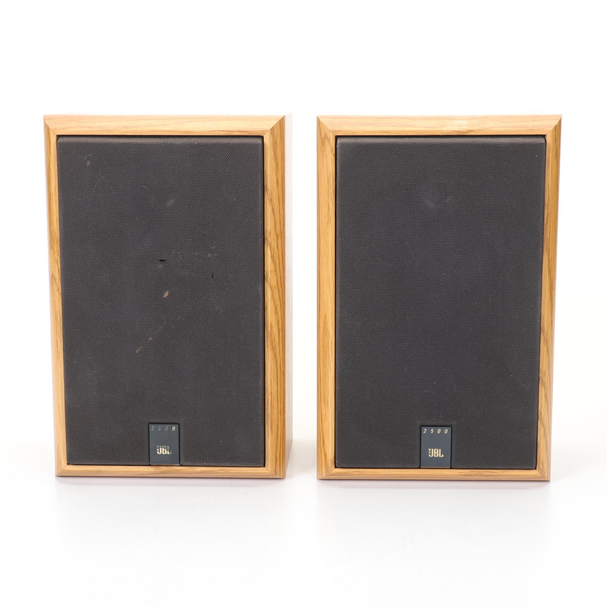 Pair of JBL 2500 Bookshelf Speakers