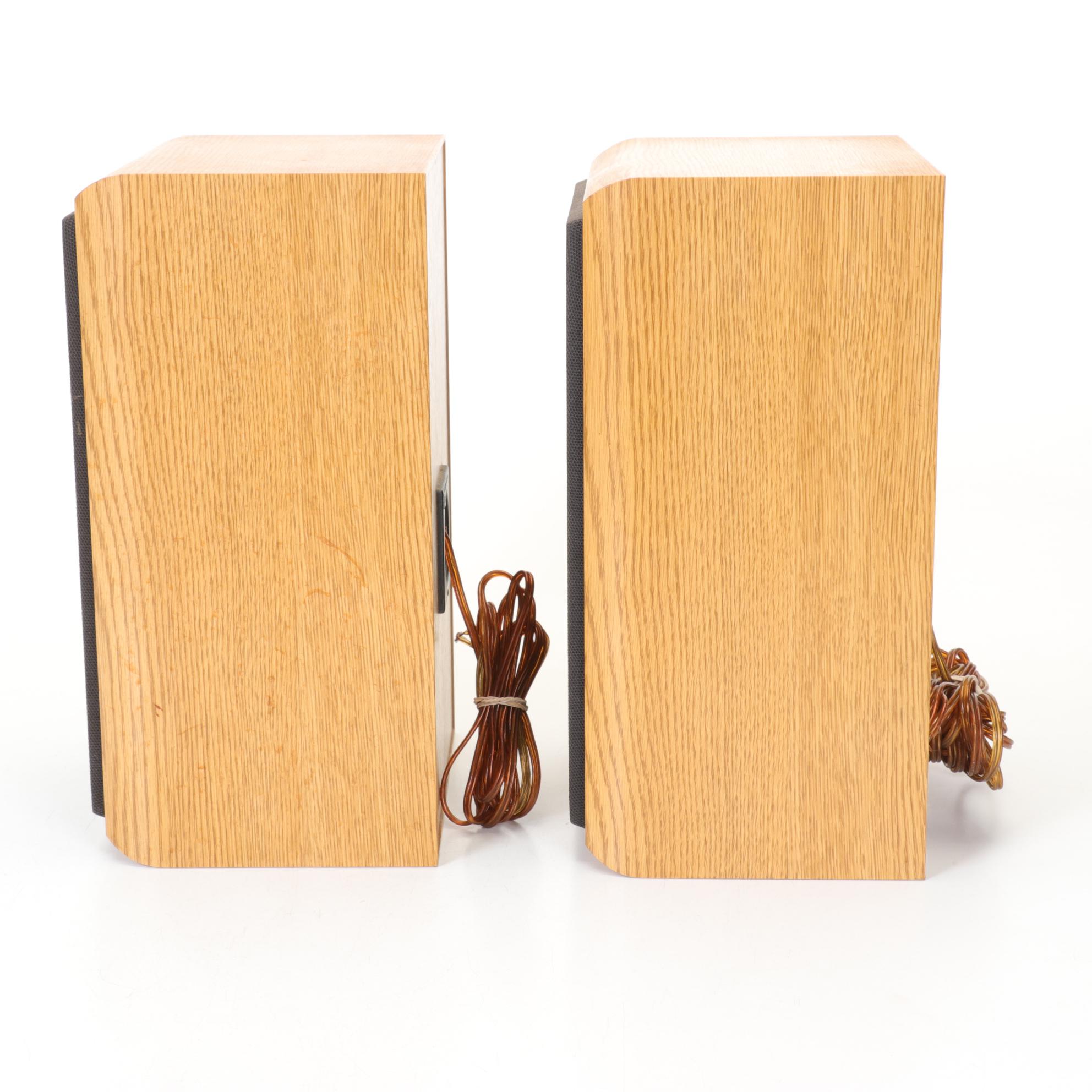 Pair of JBL 2500 Bookshelf Speakers