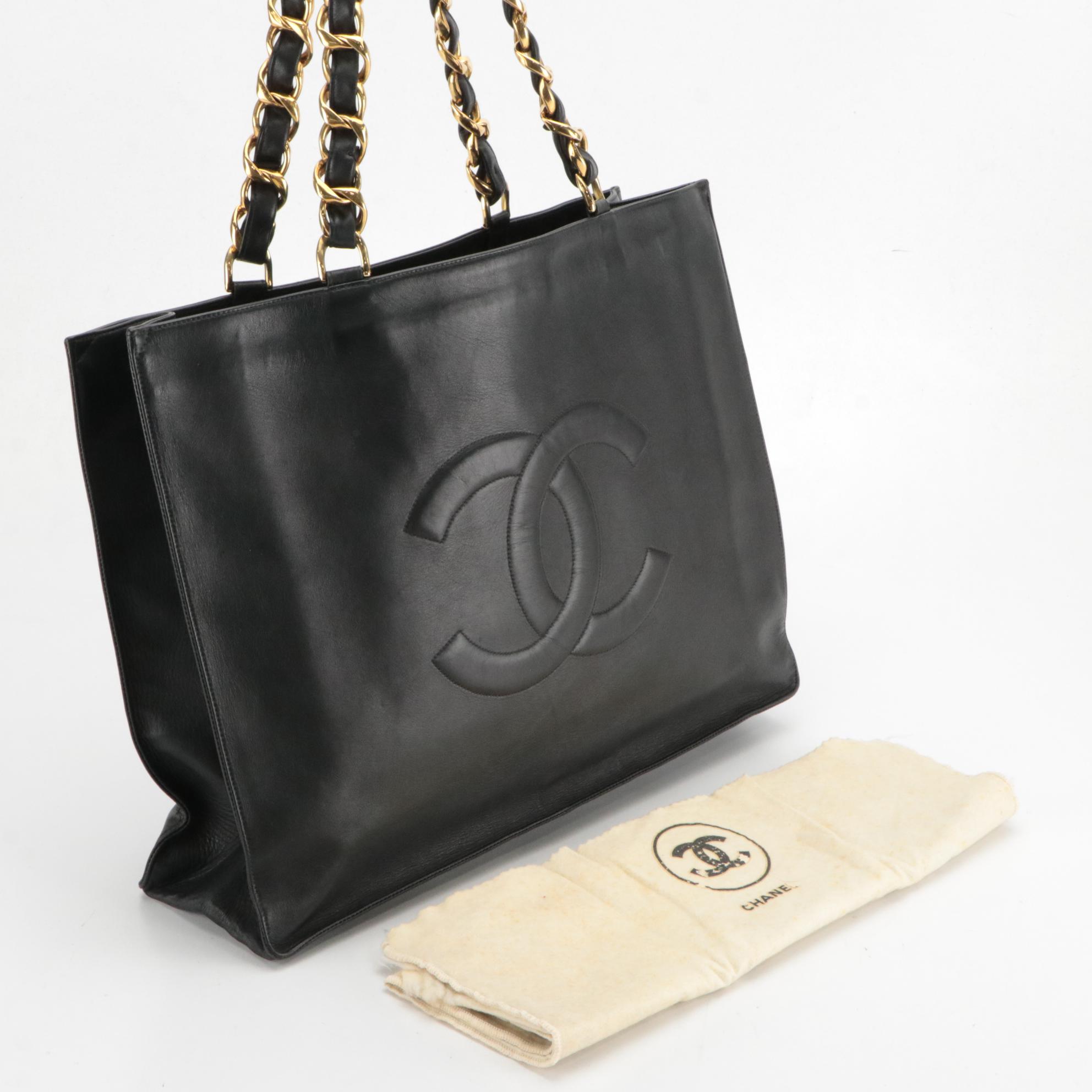 Chanel CC Classic Chunky Chain Shopper Tote in Black Leather