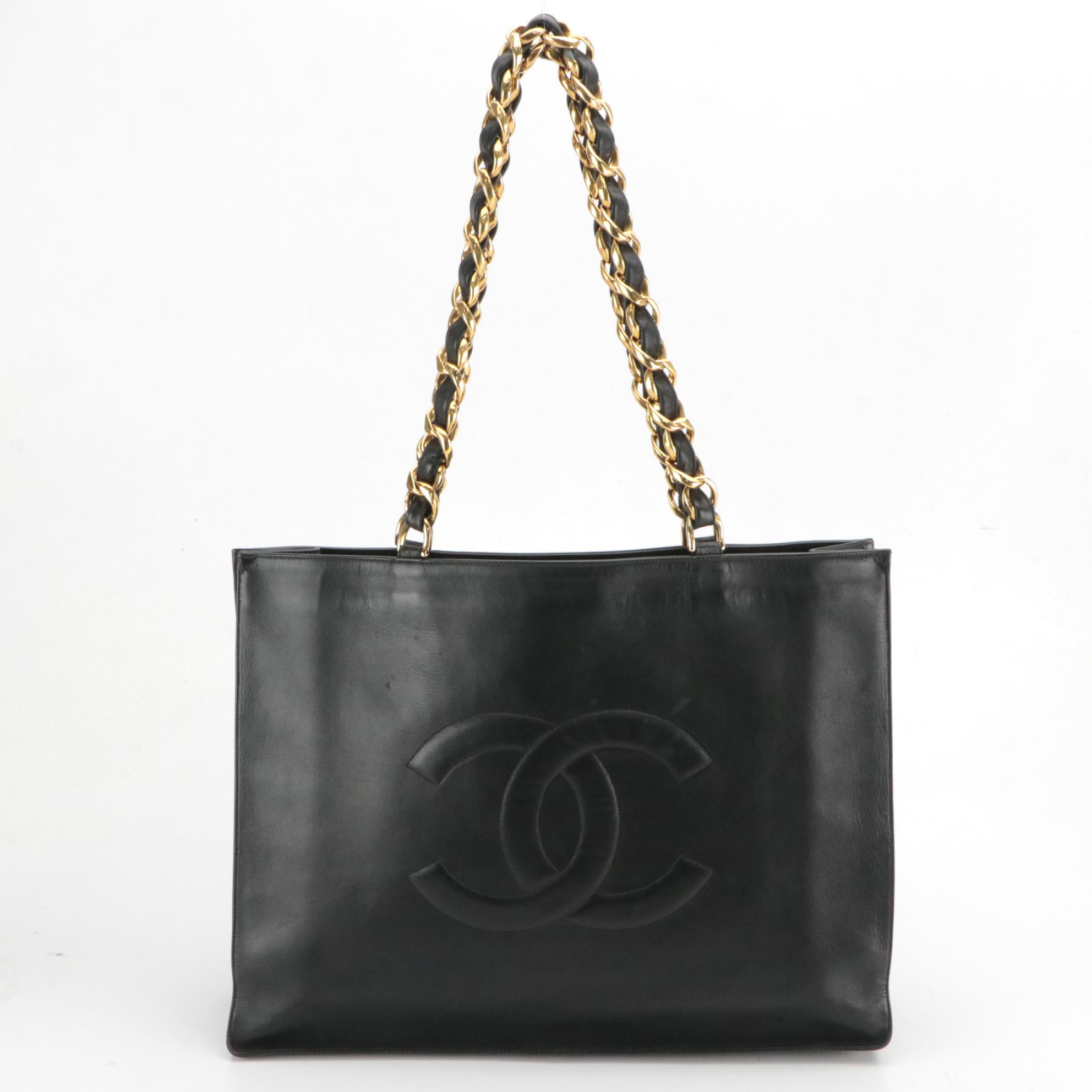 Chanel CC Classic Chunky Chain Shopper Tote in Black Leather