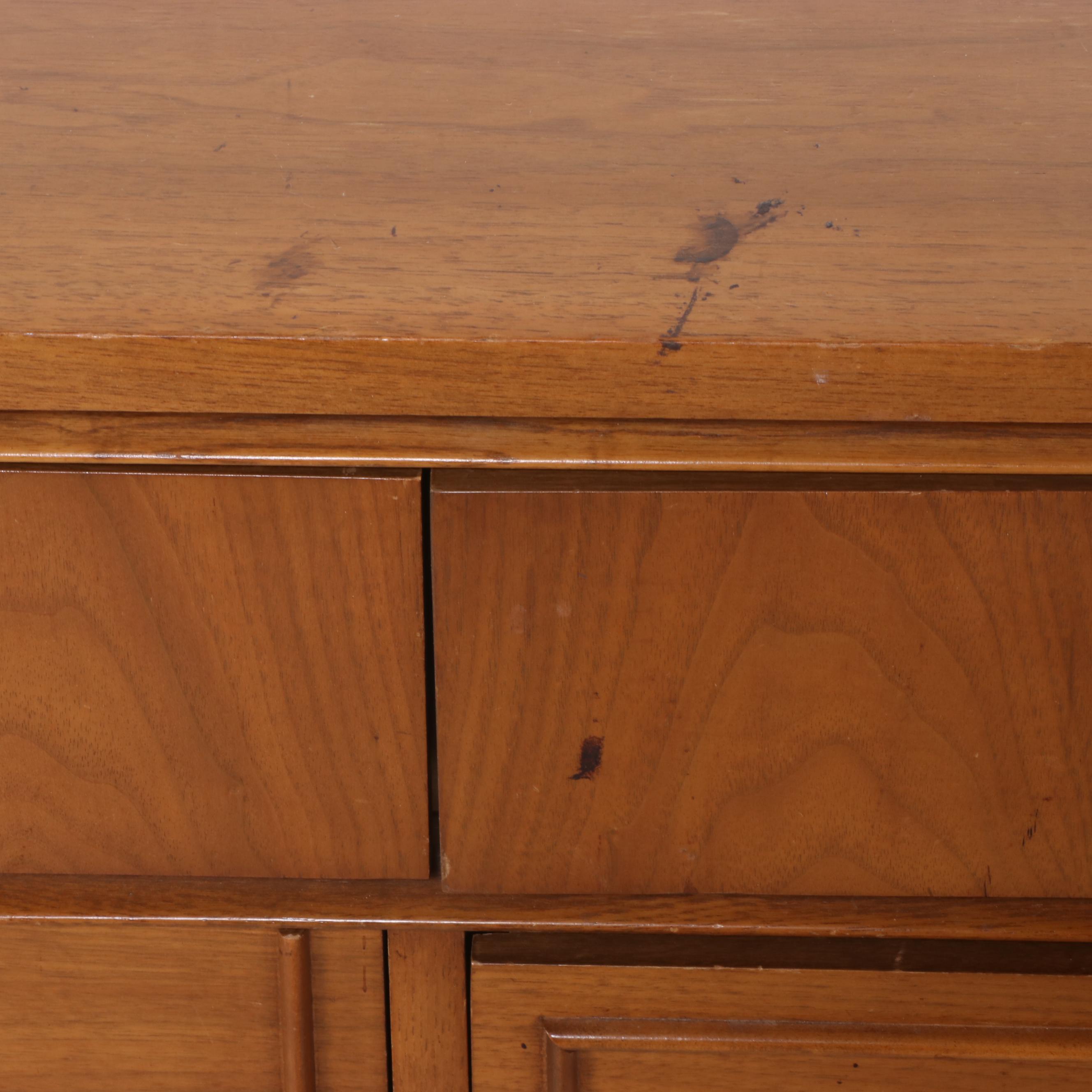 Dixie Furniture Mid Century Modern Walnut Nine-Drawer Dresser