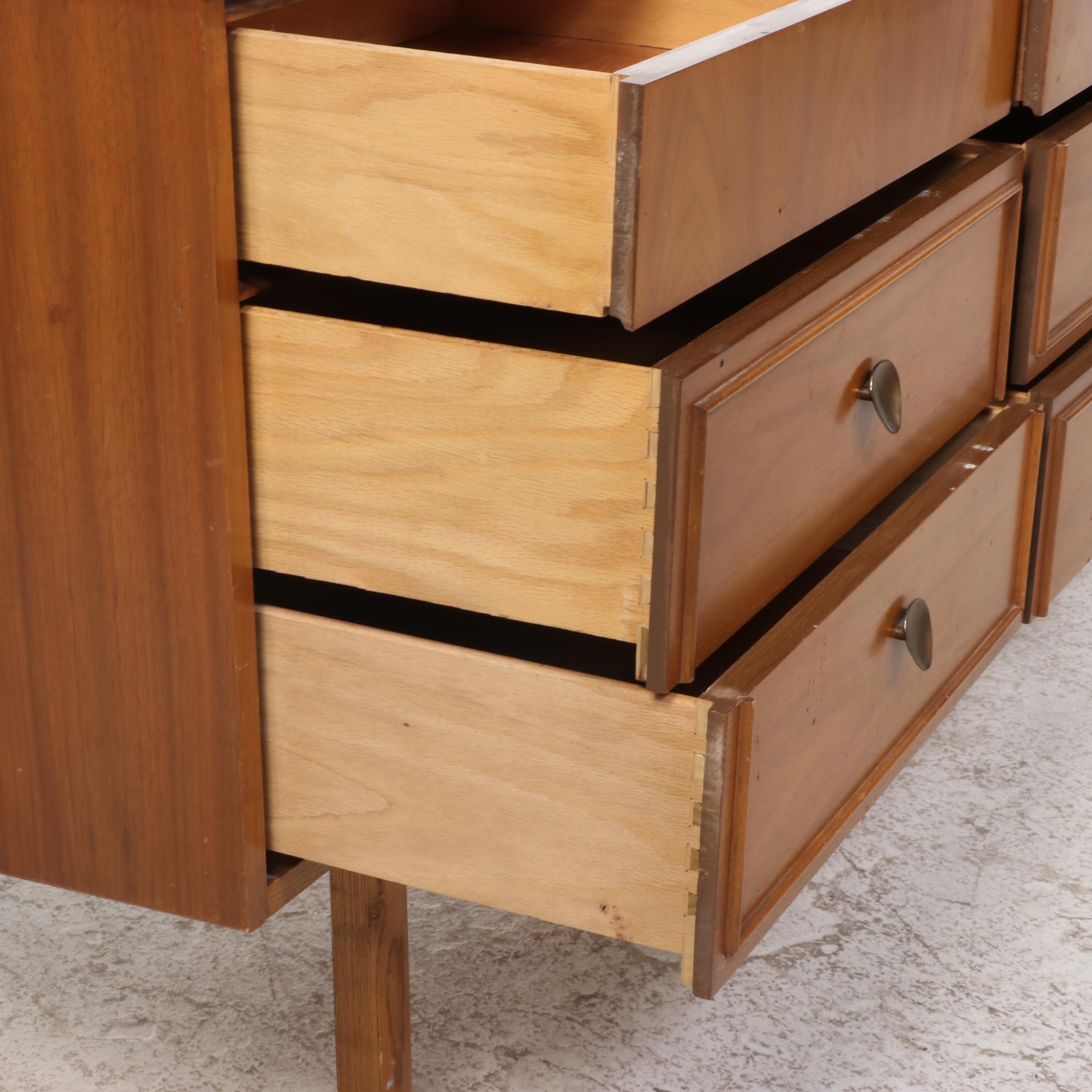 Dixie Furniture Mid Century Modern Walnut Nine-Drawer Dresser