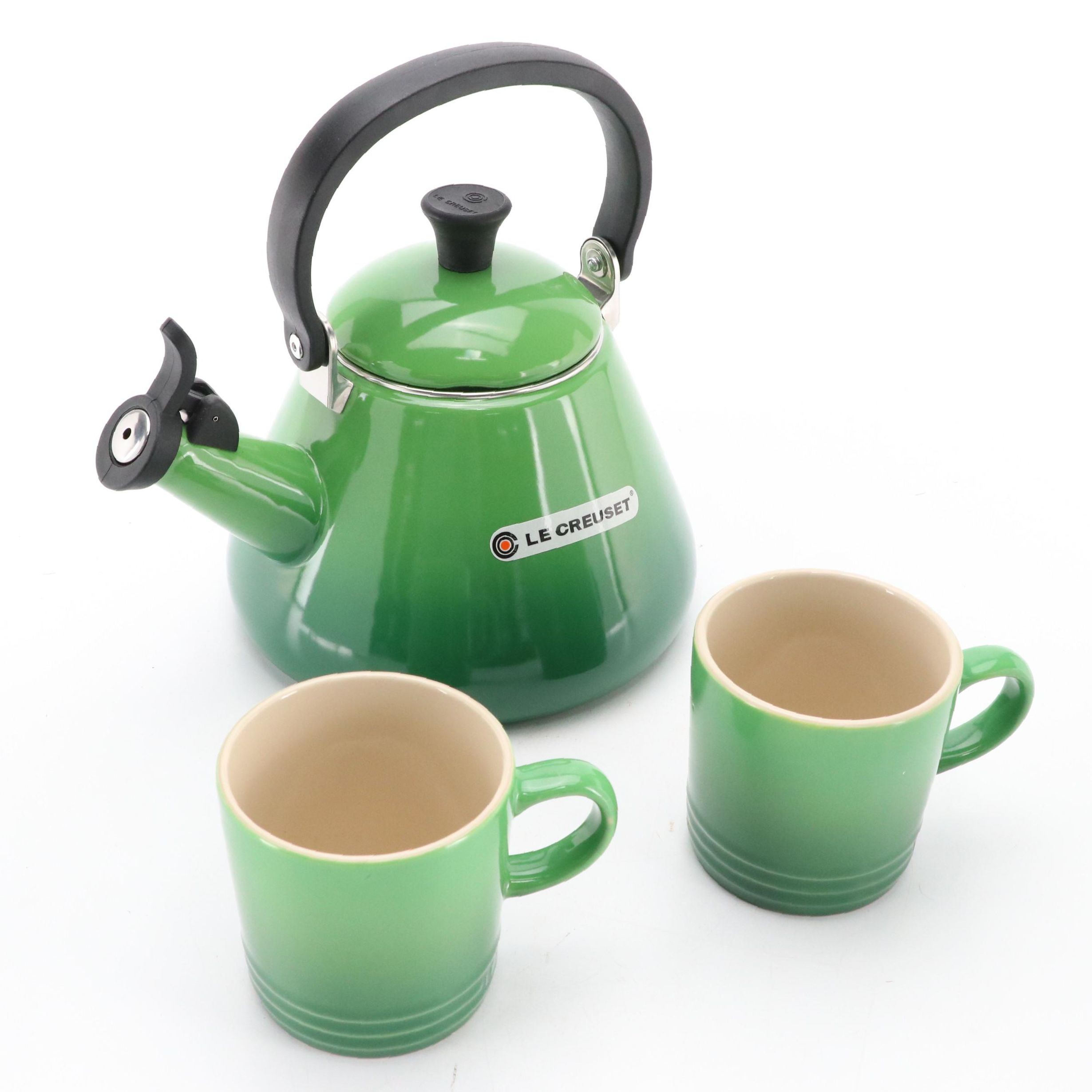 Le Creuset 1.7 QT Kone Bamboo Green Tea Kettle and Coffee Mugs