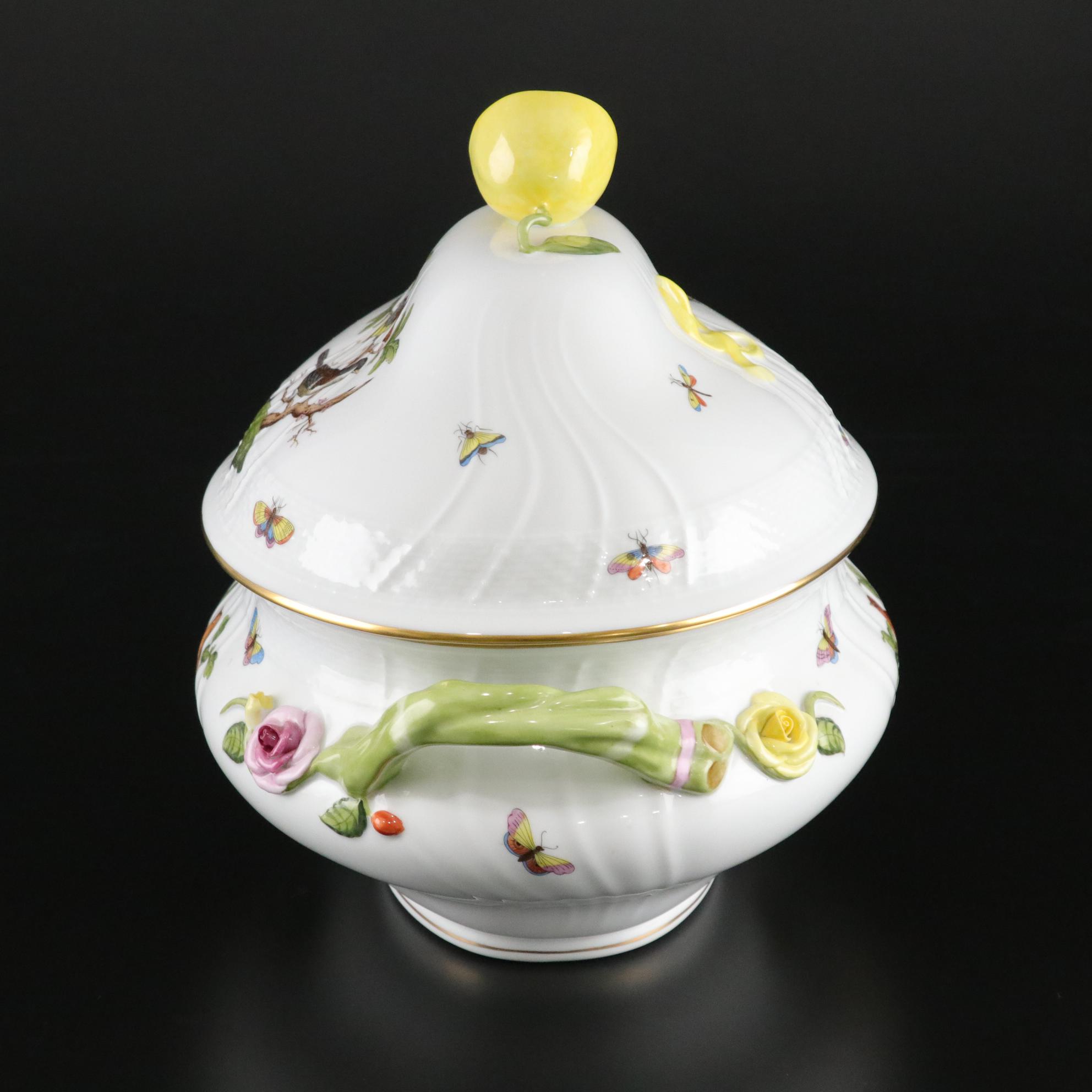 Herend Porcelain "Rothschild Bird" Lidded Oval Soup Tureen with Lemon Finial