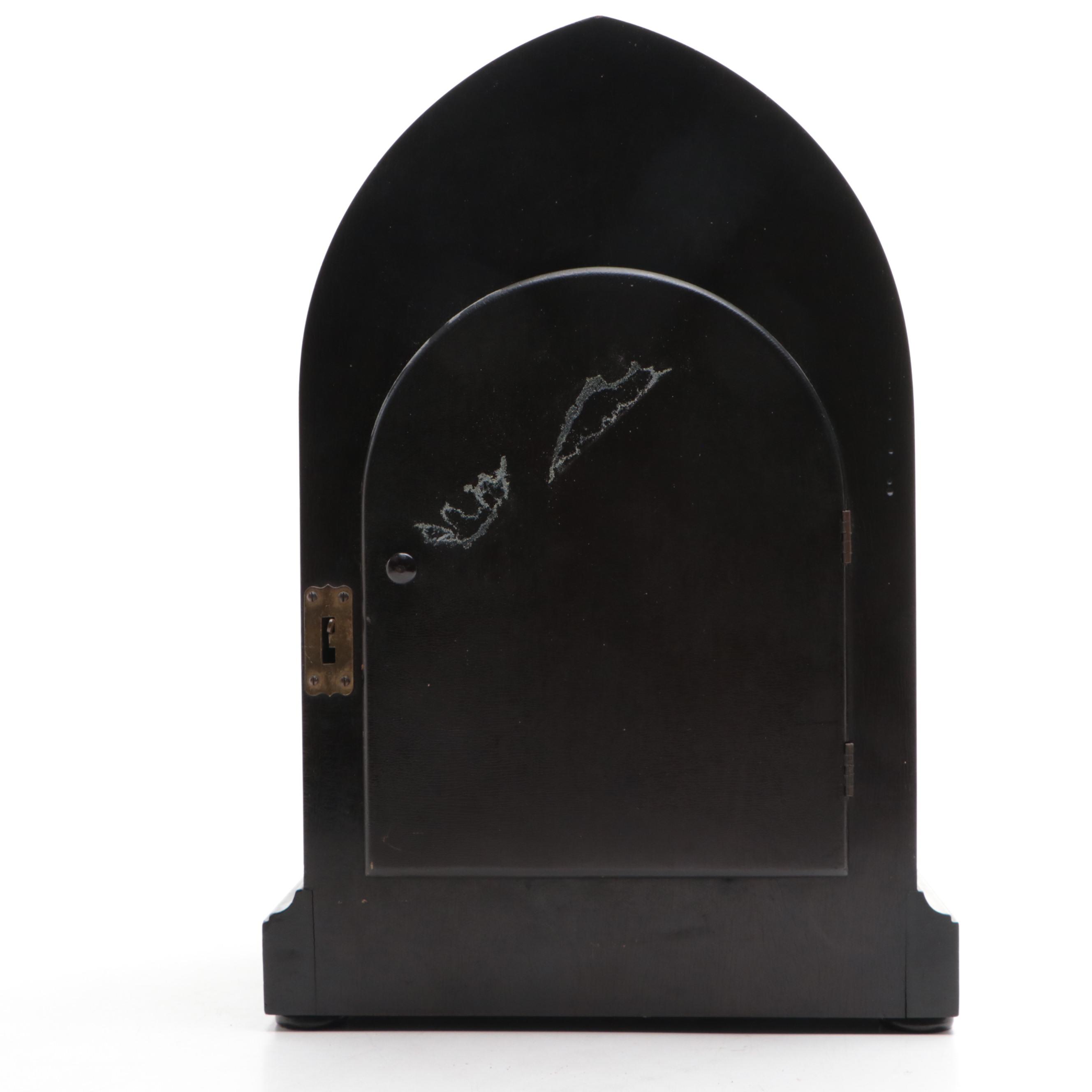 Seth Thomas Wooden Beehive Mantel Clock, Mid-20th Century