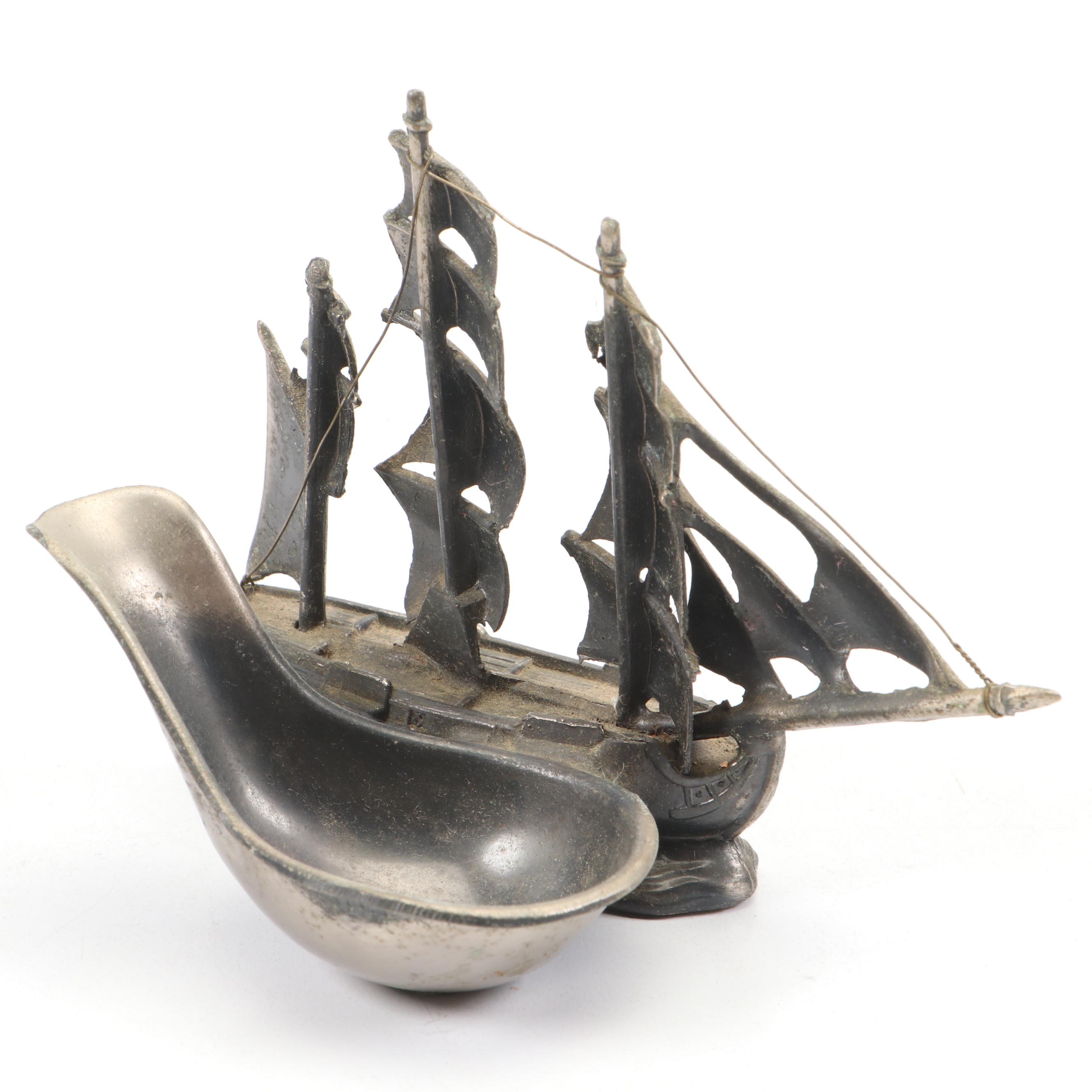 Carved Wood Figural Cow Head Pipe and Dr. Medico Brylon Pipe in Cast Metal Stand