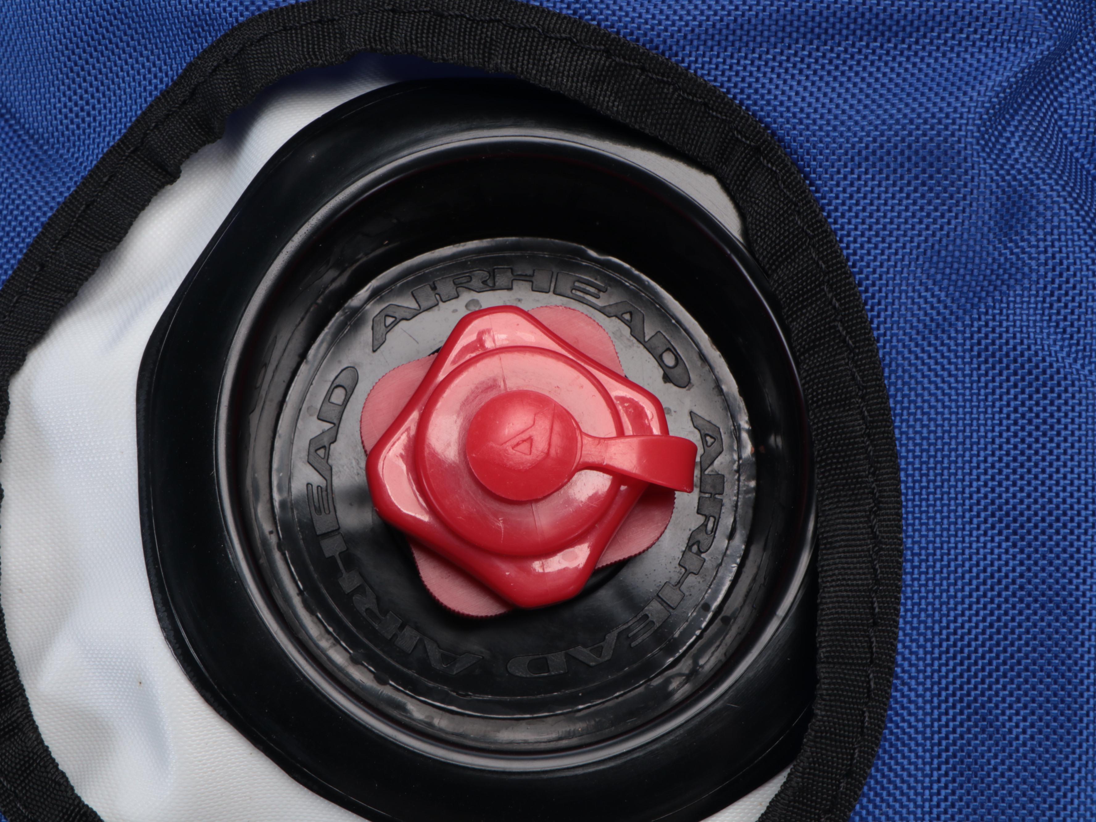 Airhead "Rampage" Towable Inflatable Tube with Rope