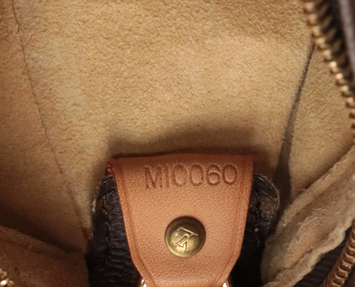 Louis Vuitton Looping GM Shoulder Bag in Monogram Canvas and Leather