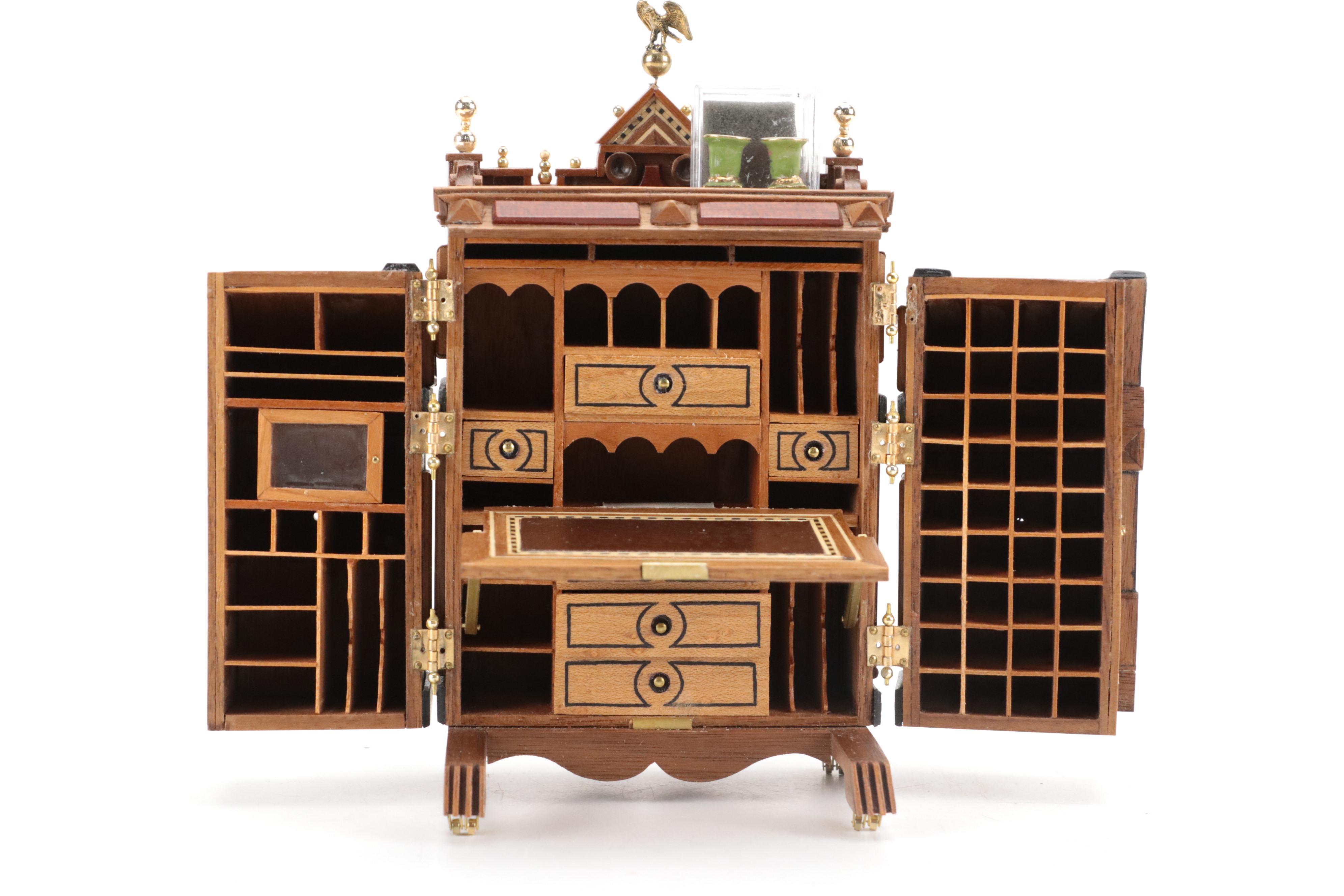 Miniature Victorian Style Wooden Wooten Desk