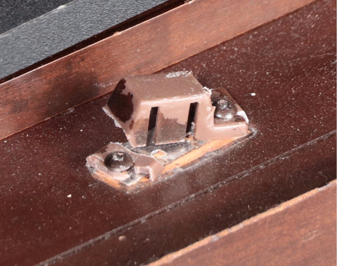 Hooker Furniture Transitional Style Mahogany Finish Wood Entertainment Cabinet