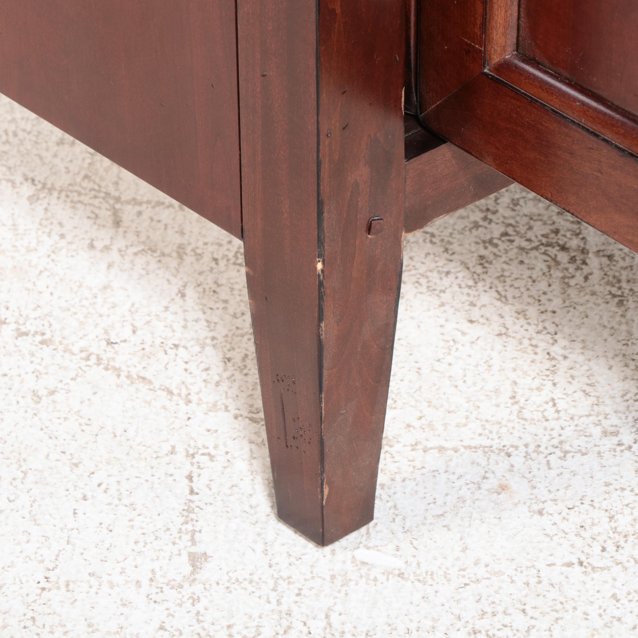 Hooker Furniture Transitional Style Mahogany Finish Wood Entertainment Cabinet