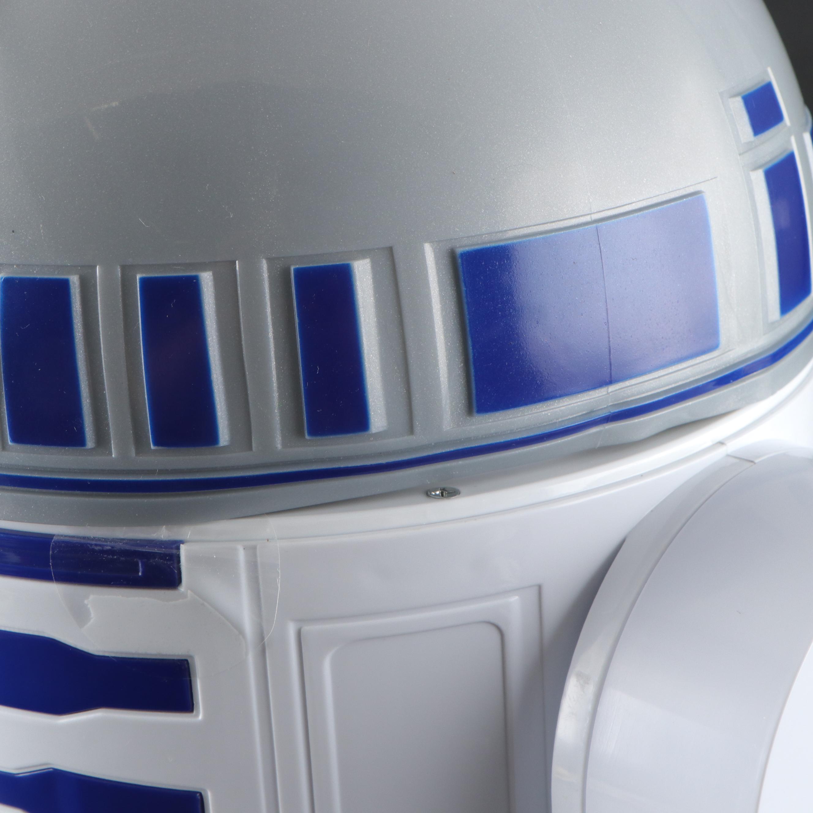 Uncanny Brands "Star Wars" R2-D2 Hot Air Popcorn Maker