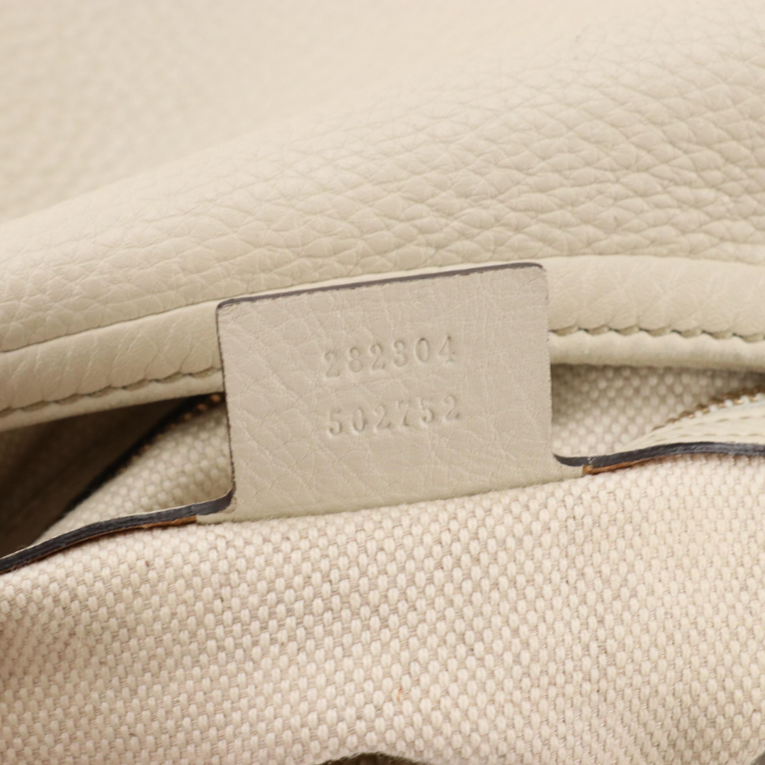 Gucci Soho Large Hobo Shoulder Bag in Ivory Grained Leather with Tassel