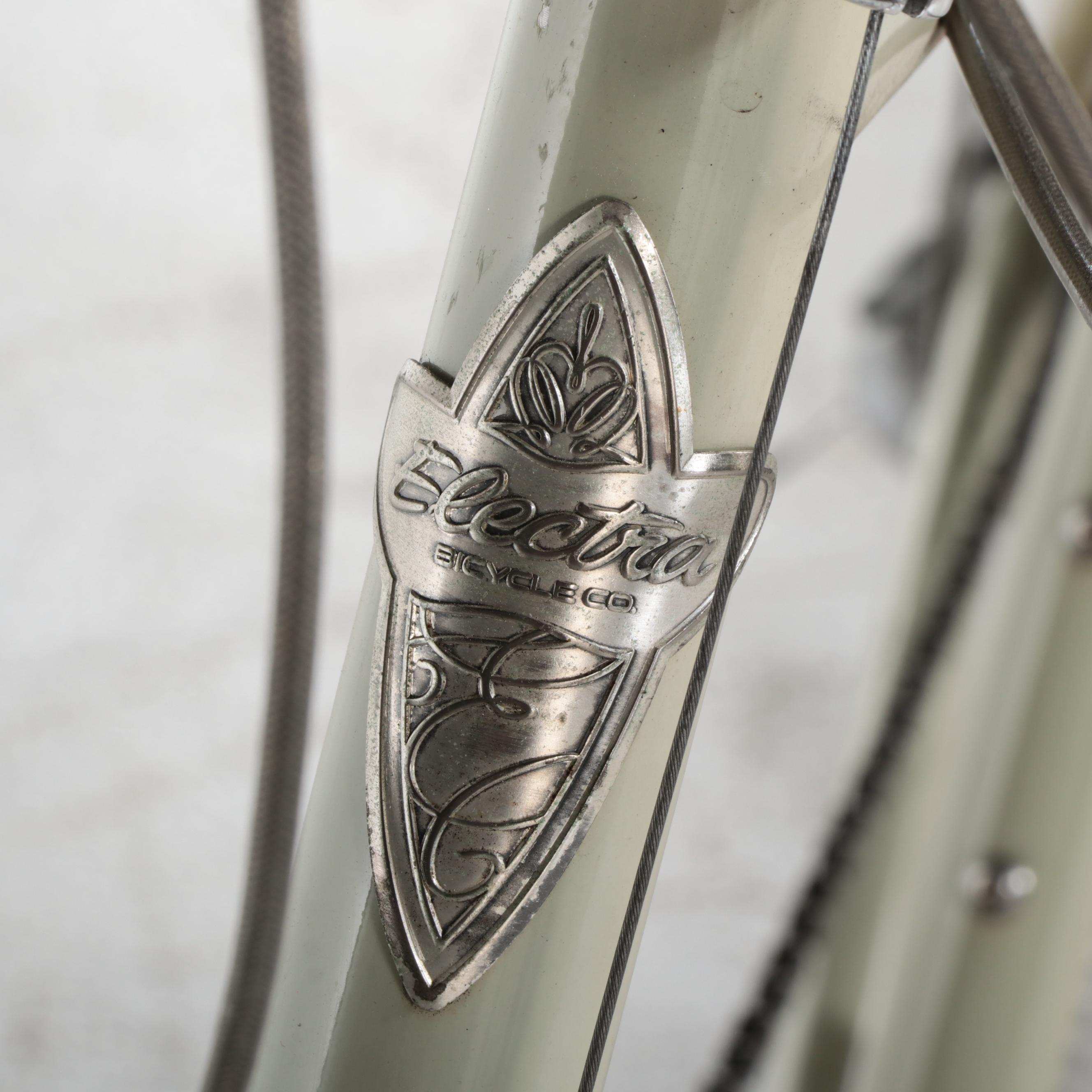 Electra Ticino 8D Cruiser Bicycle in Cream with Fenders, Custom Tires, Vintage